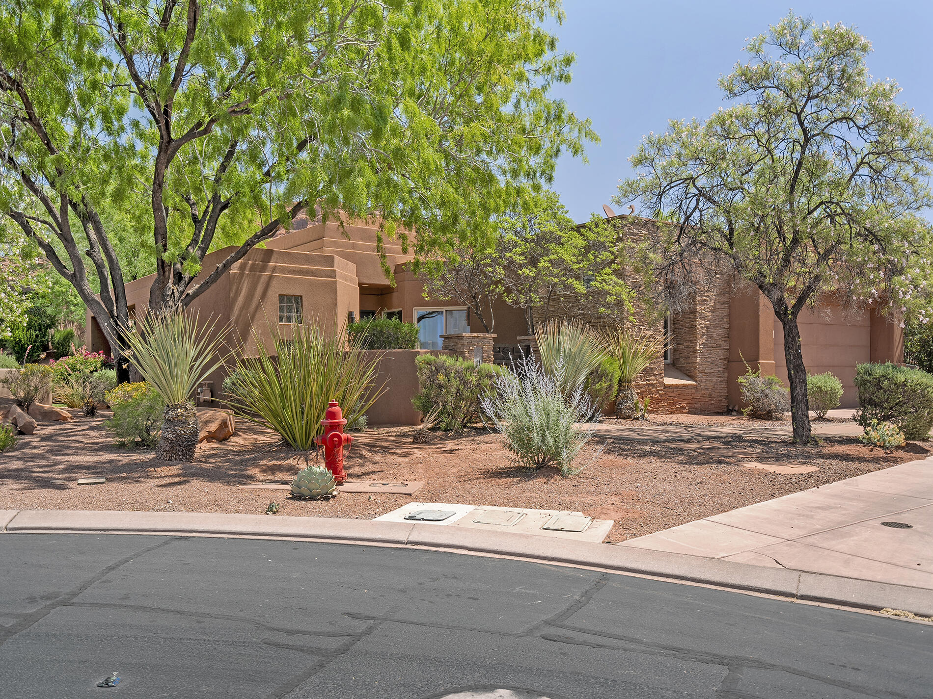 ENTRADA PAIUTE SPRINGS - Residential