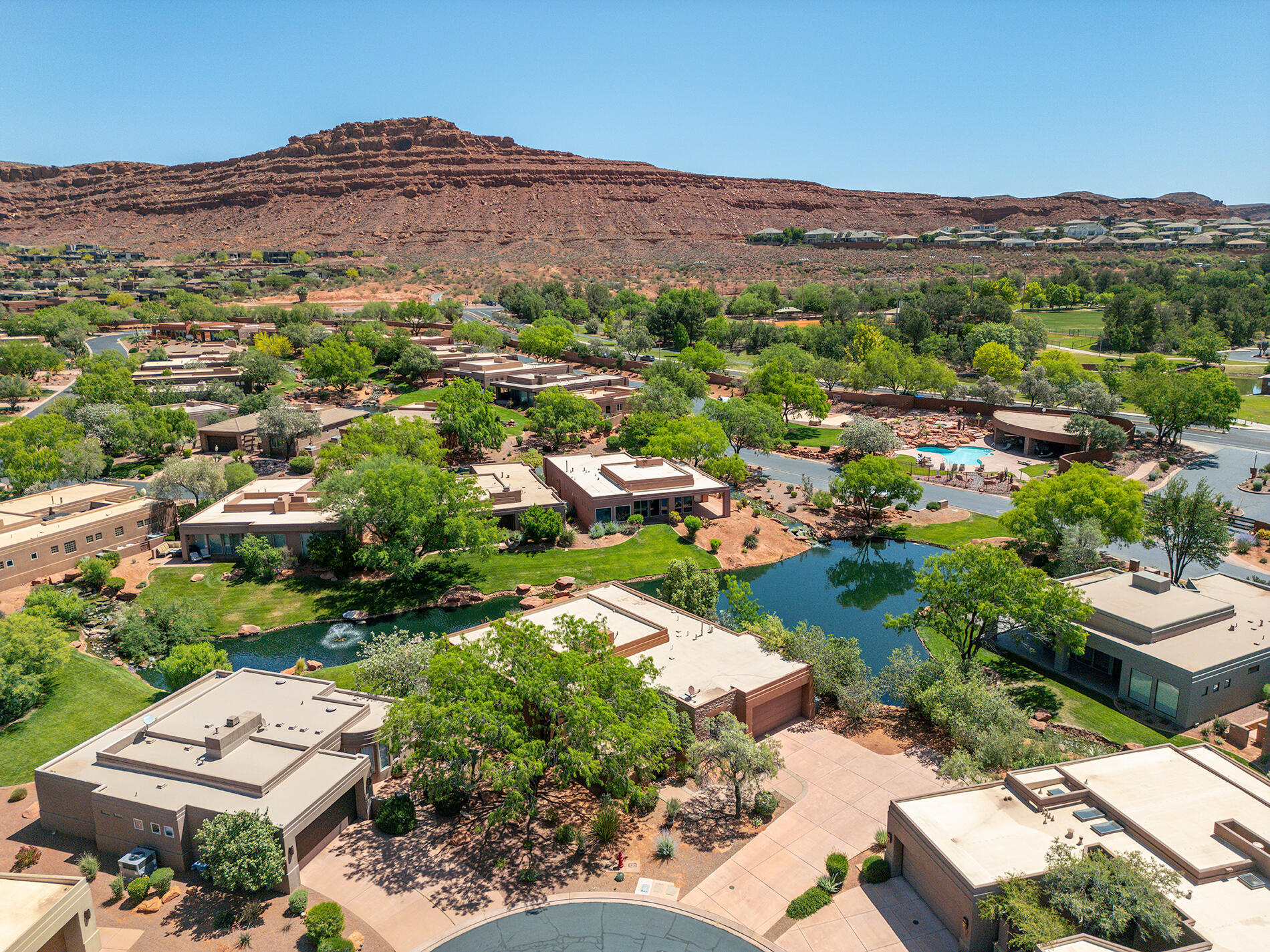 ENTRADA PAIUTE SPRINGS - Residential