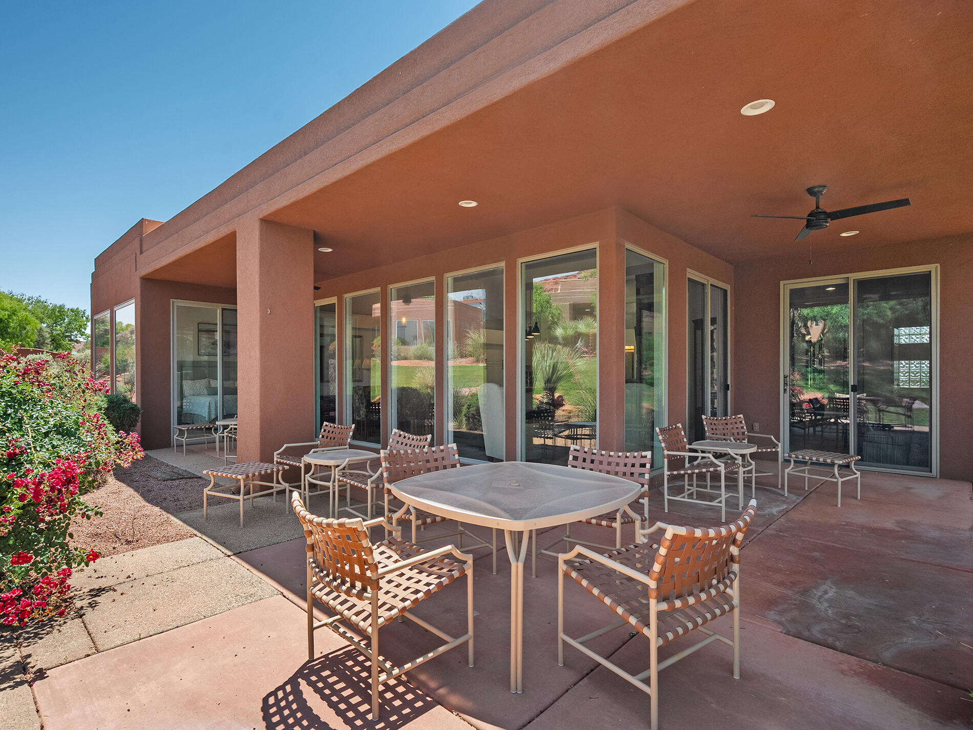 ENTRADA PAIUTE SPRINGS - Residential