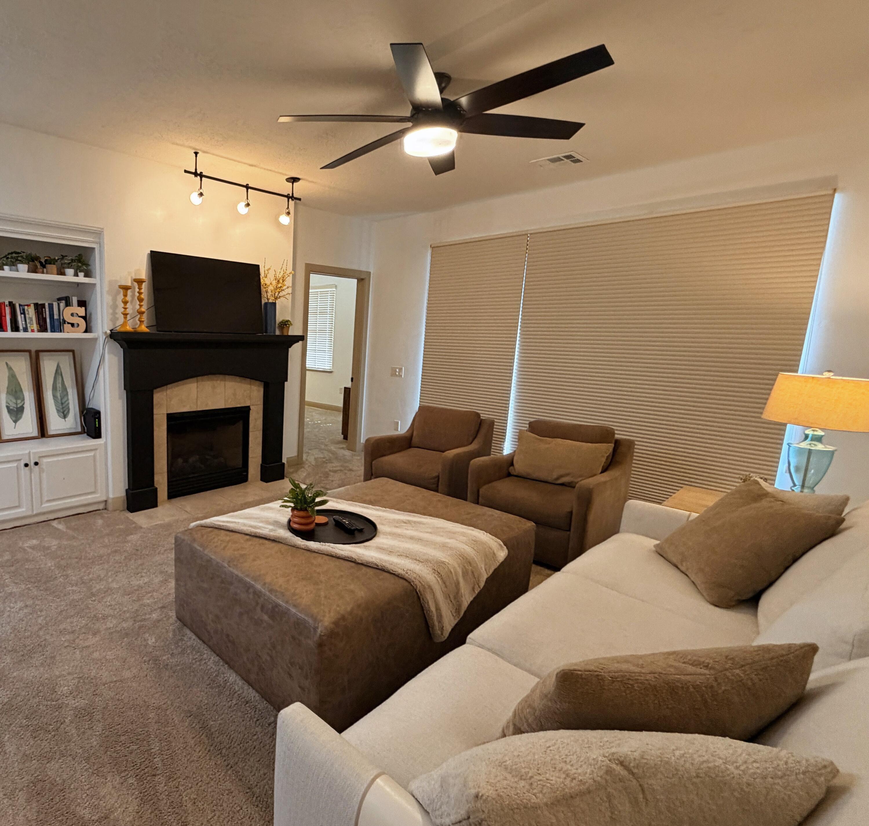 PELICAN HILLS CONDOMINIUMS - Residential