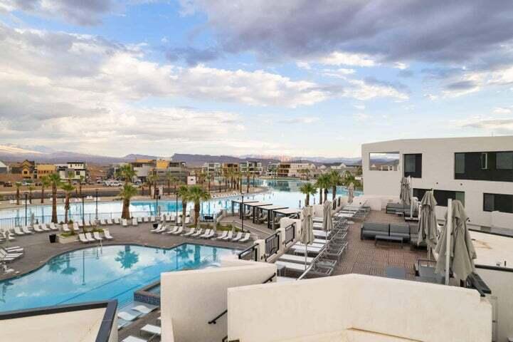 DESERT COLOR RESORT - Residential