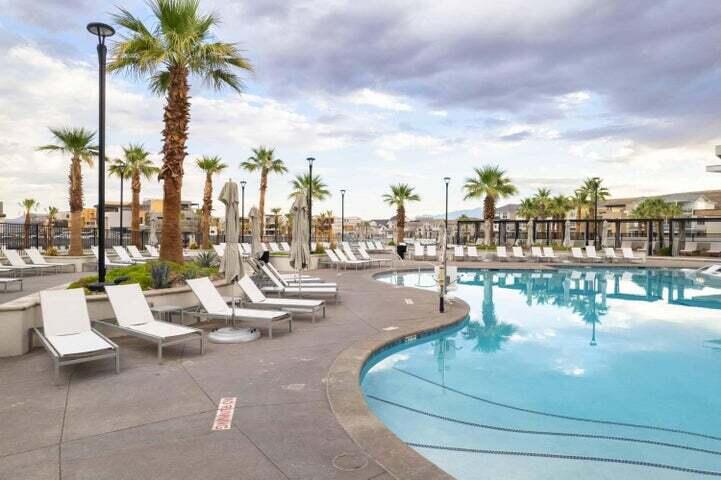 DESERT COLOR RESORT - Residential
