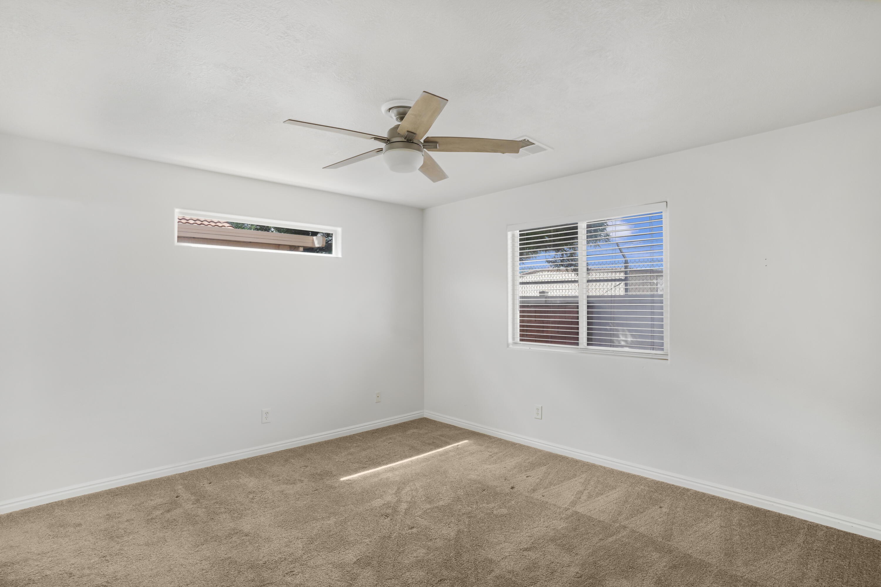 SHADOW CANYON - Residential
