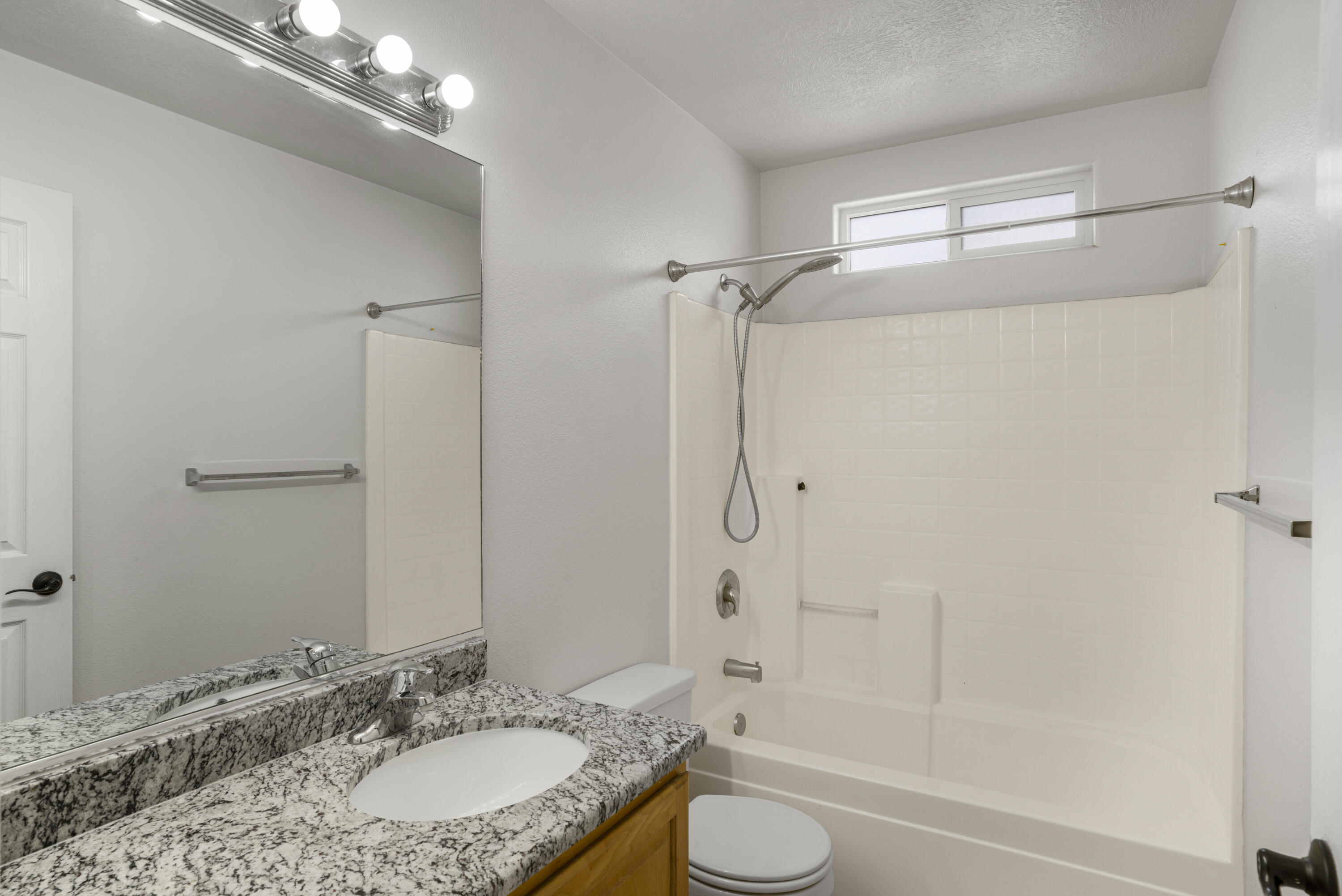 SHADOW CANYON - Residential