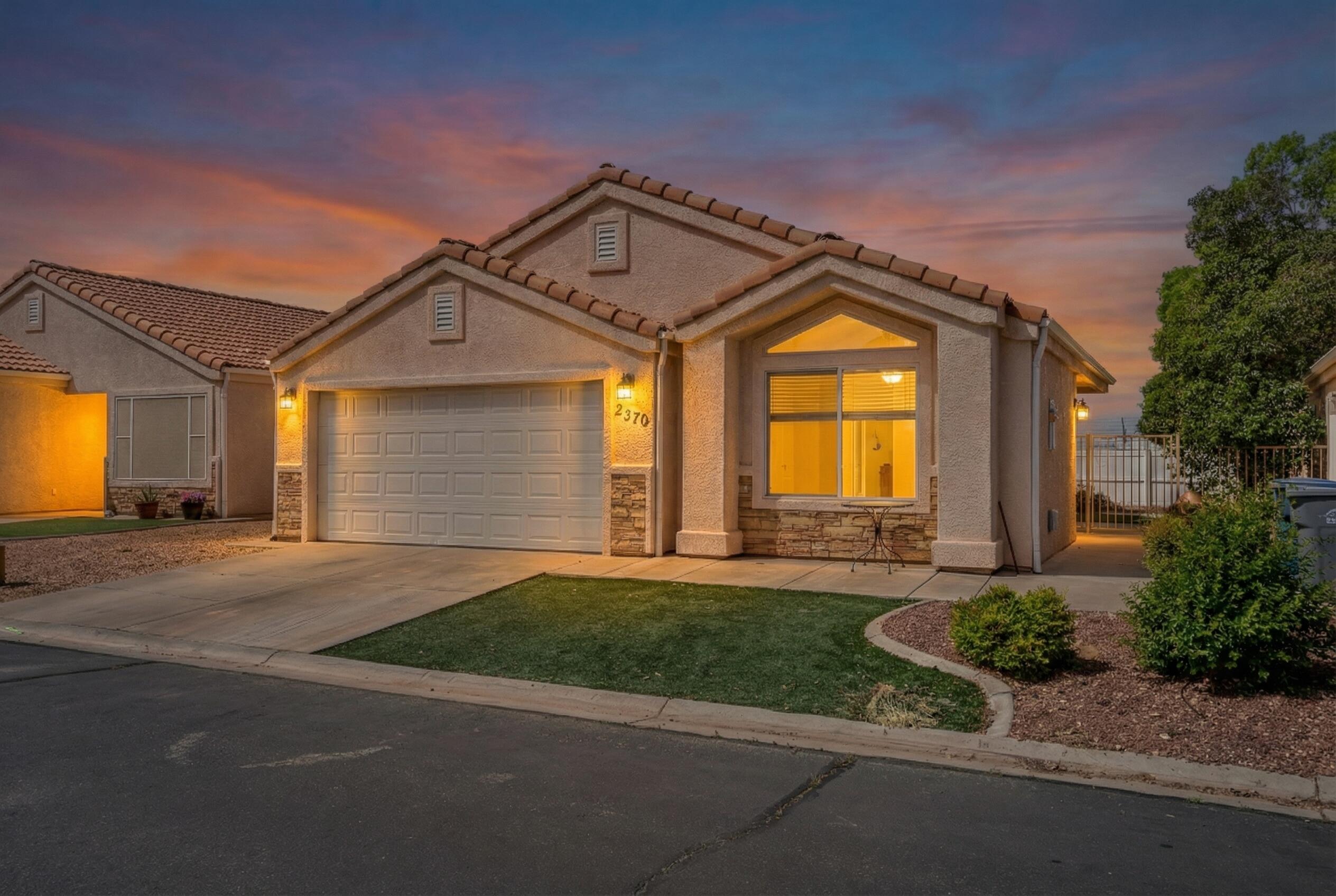 SHADOW CANYON - Residential