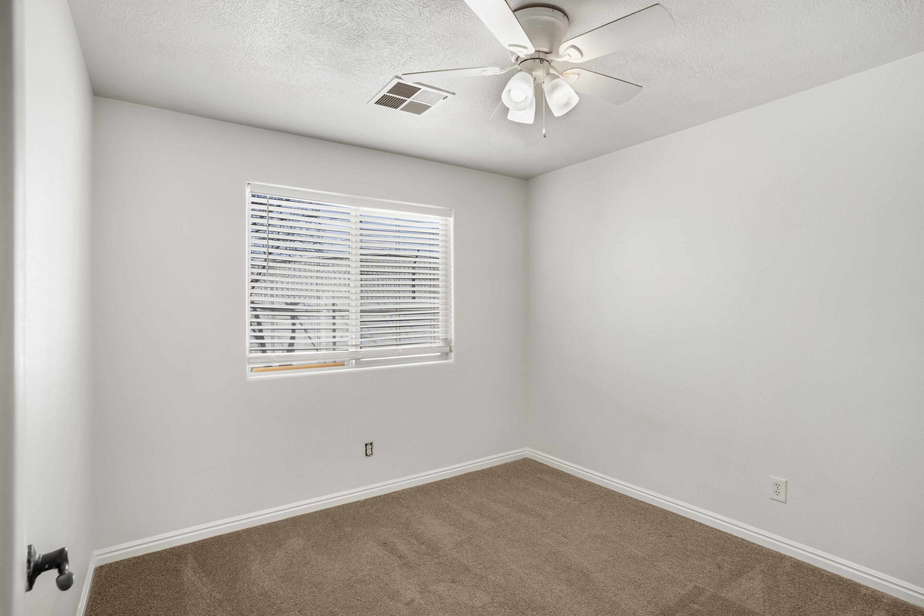 SHADOW CANYON - Residential