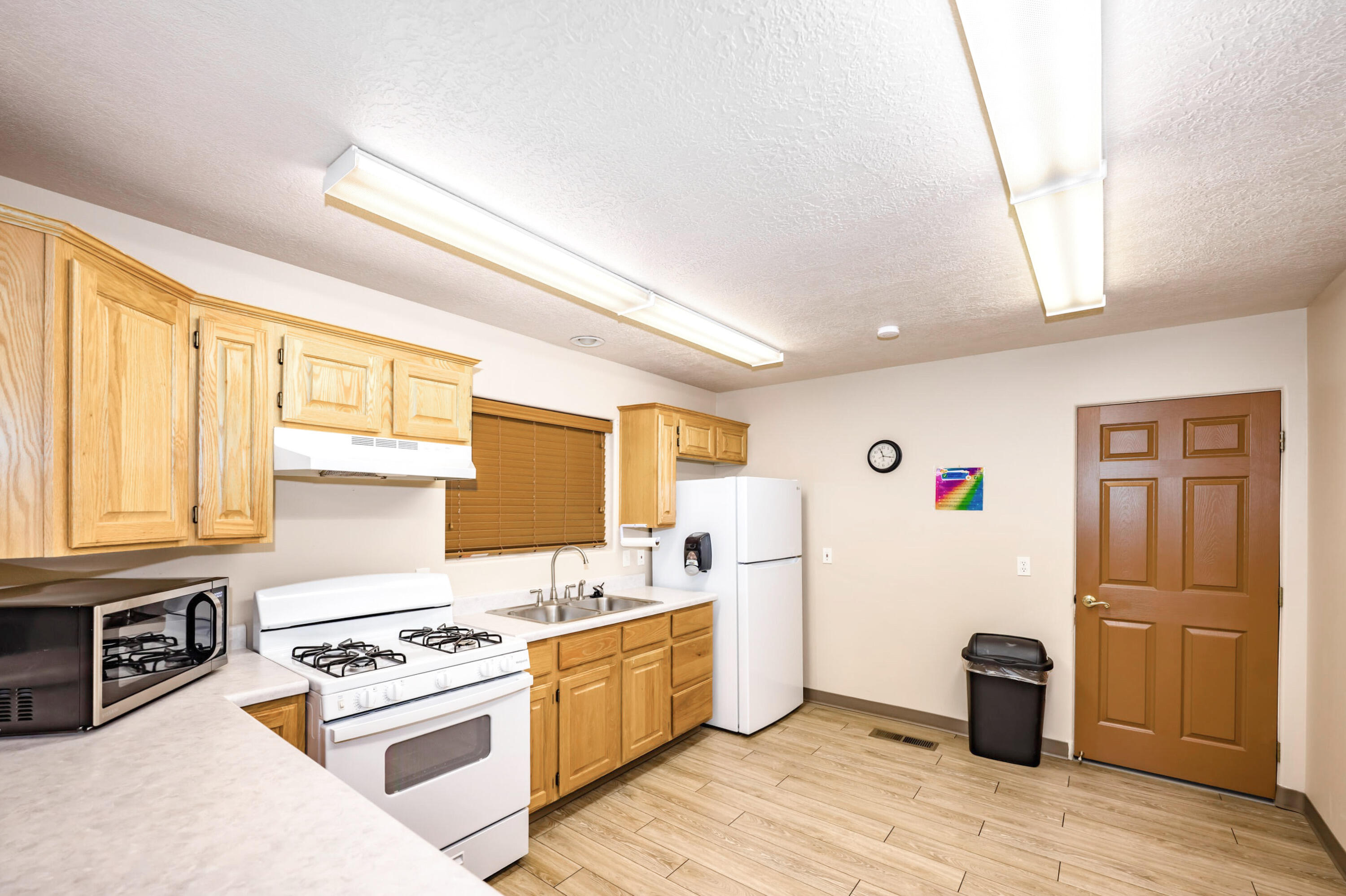 SHADOW CANYON - Residential