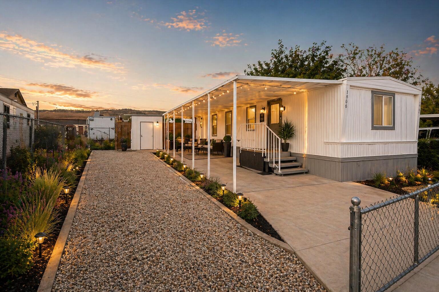 DIXIE MOBILE ESTATES - Residential