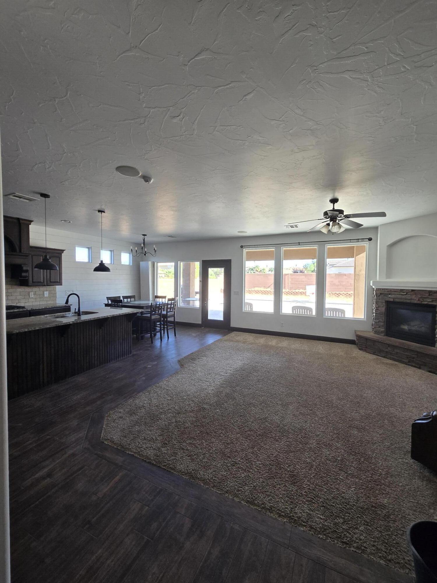 DIXIE SPRINGS - Residential