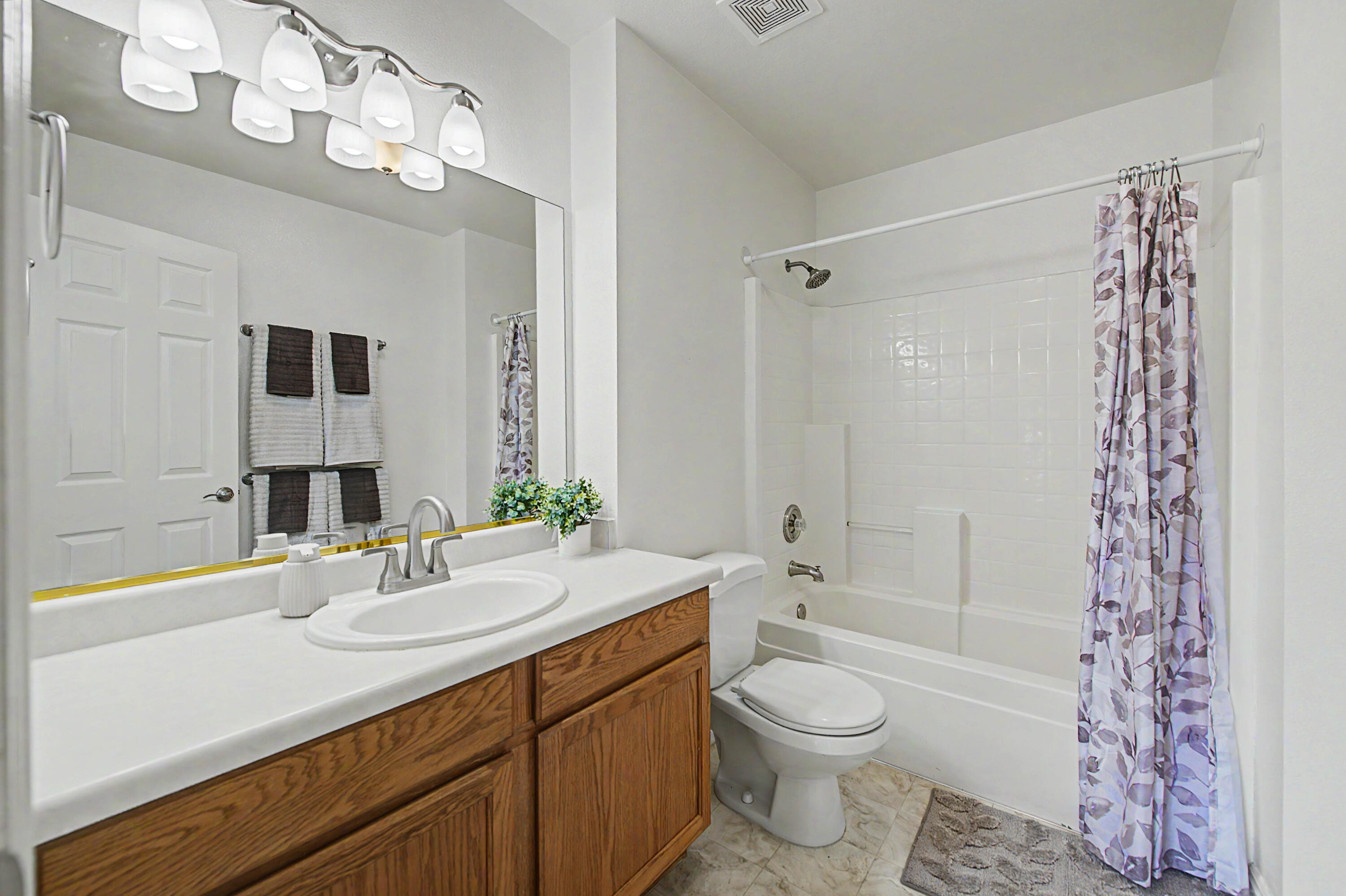 EAST RIDGE - Residential