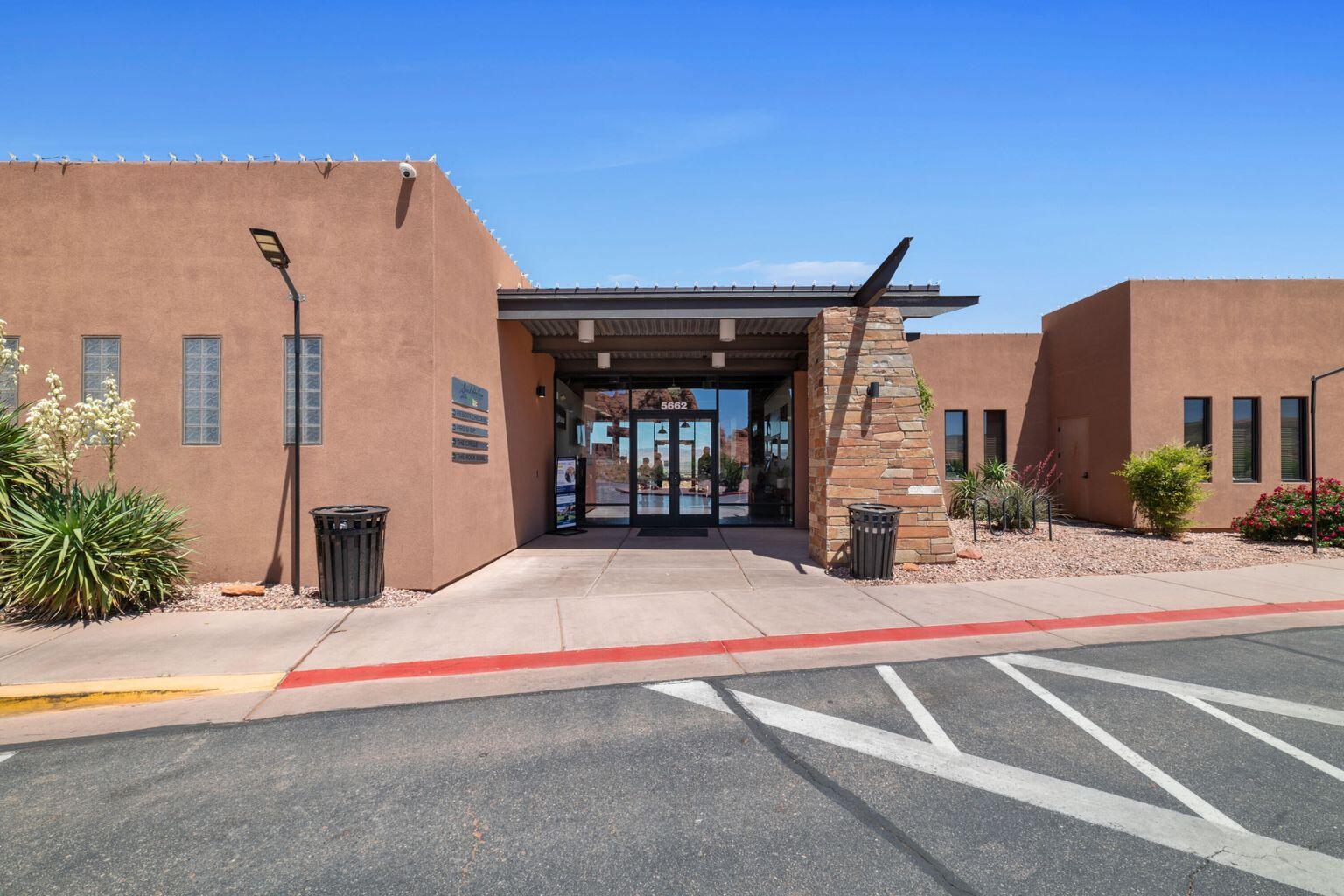 VILLAS AT SAND HOLLOW - Residential