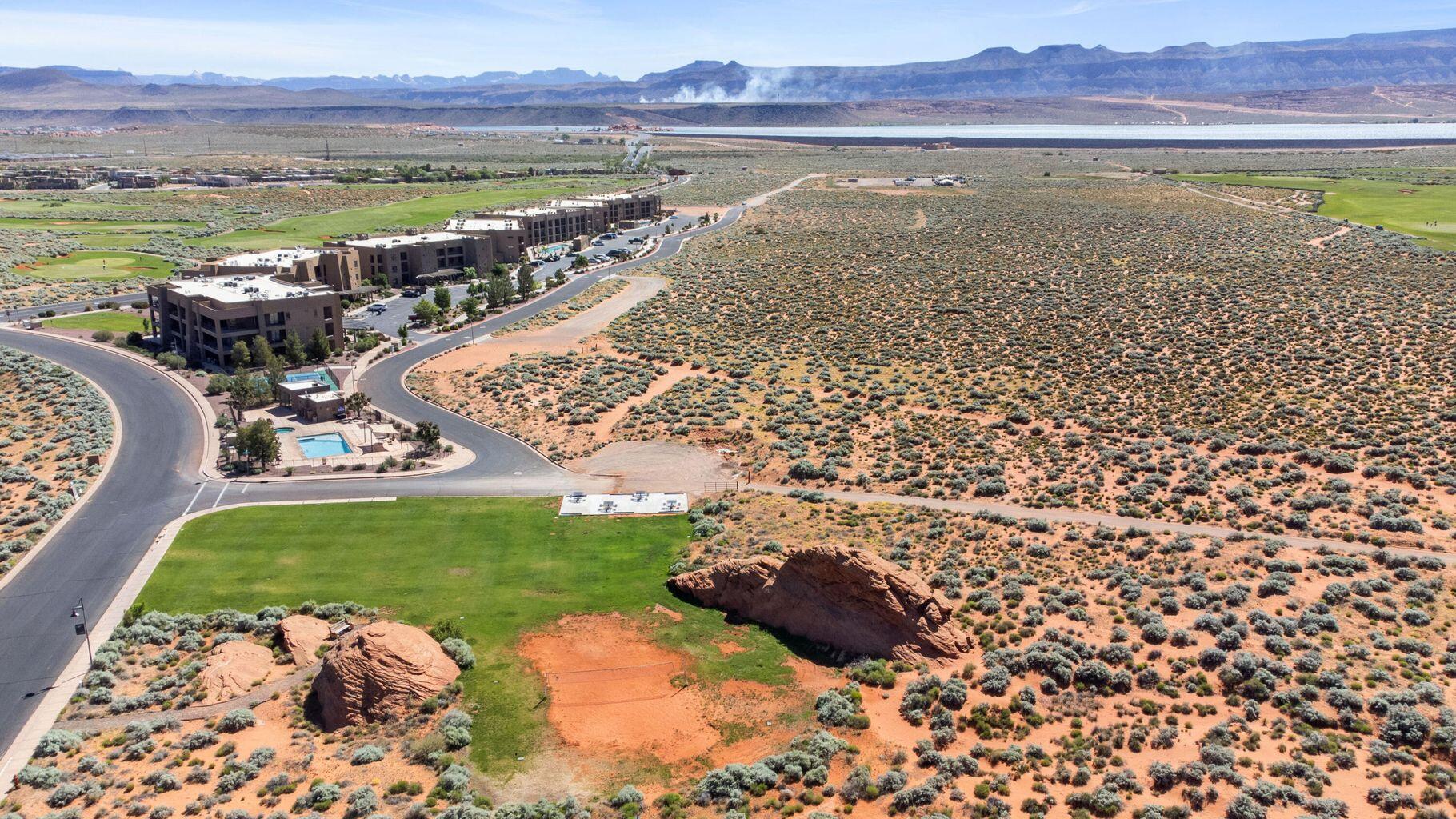 VILLAS AT SAND HOLLOW - Residential