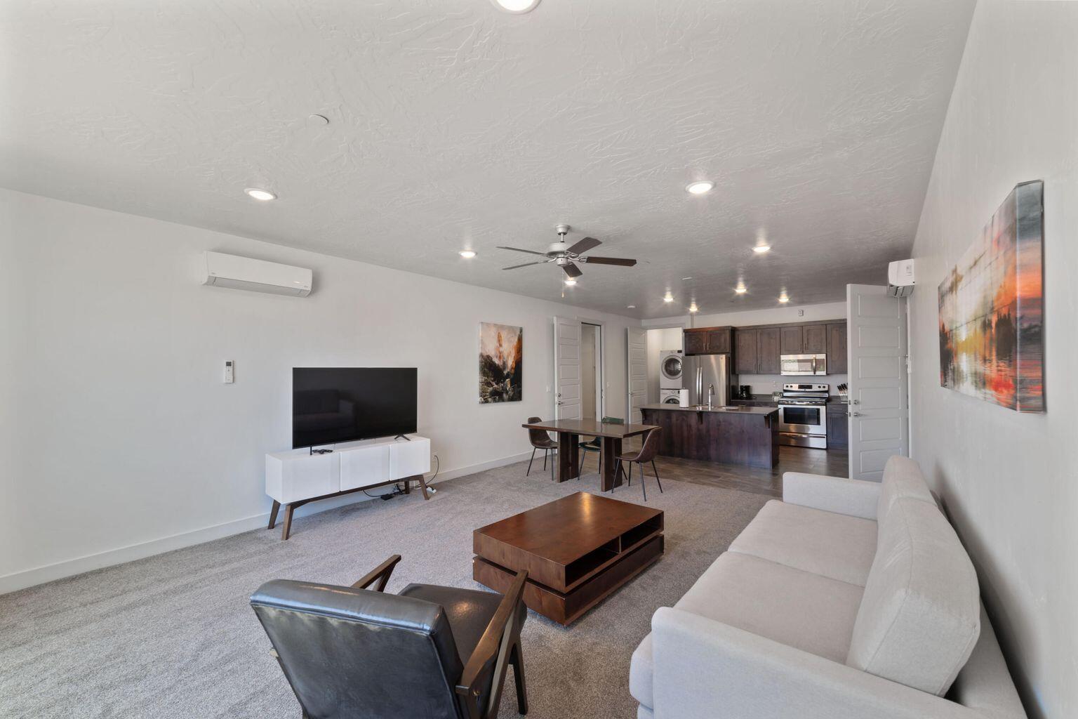 VILLAS AT SAND HOLLOW - Residential