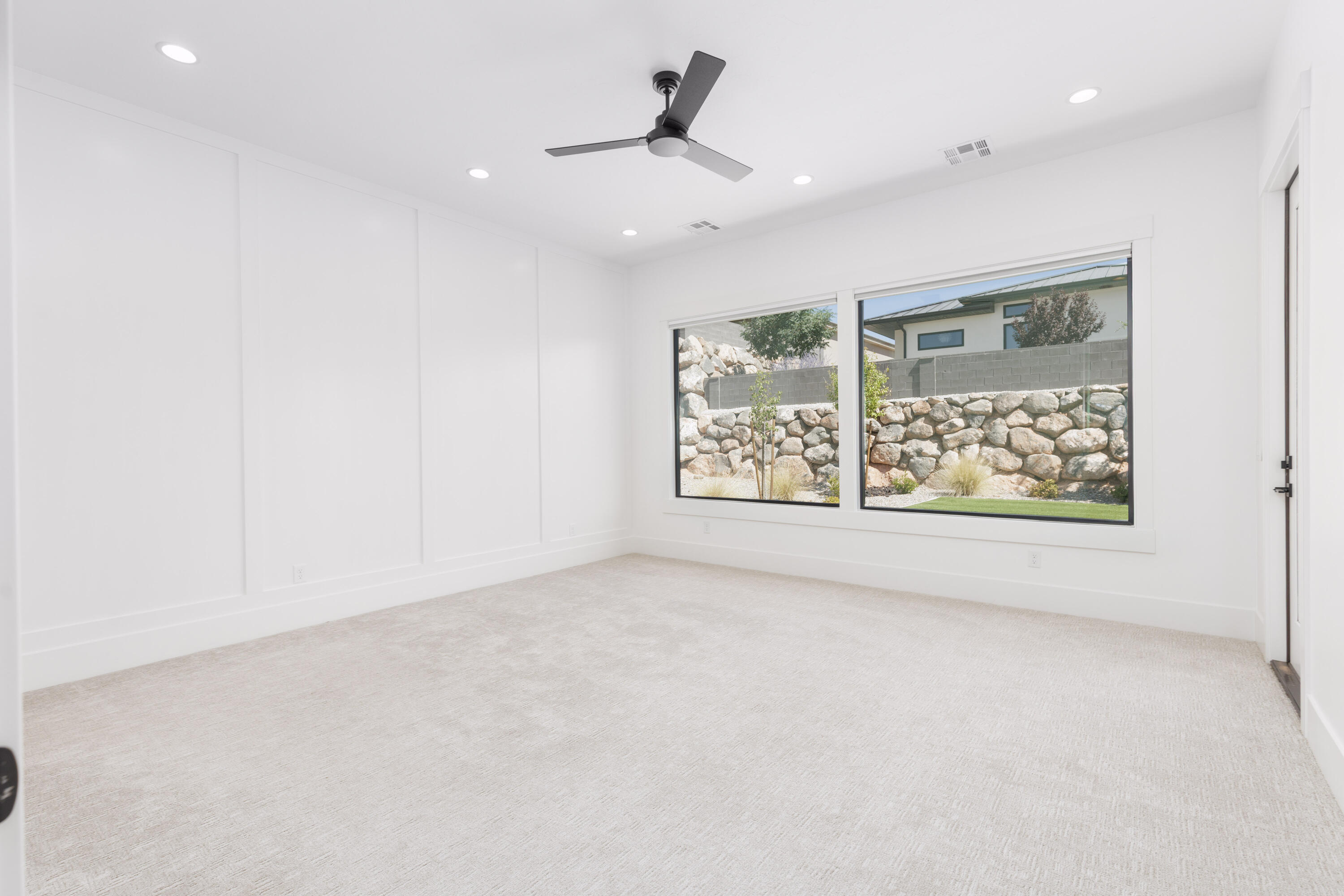WASHINGTON VISTA - Residential