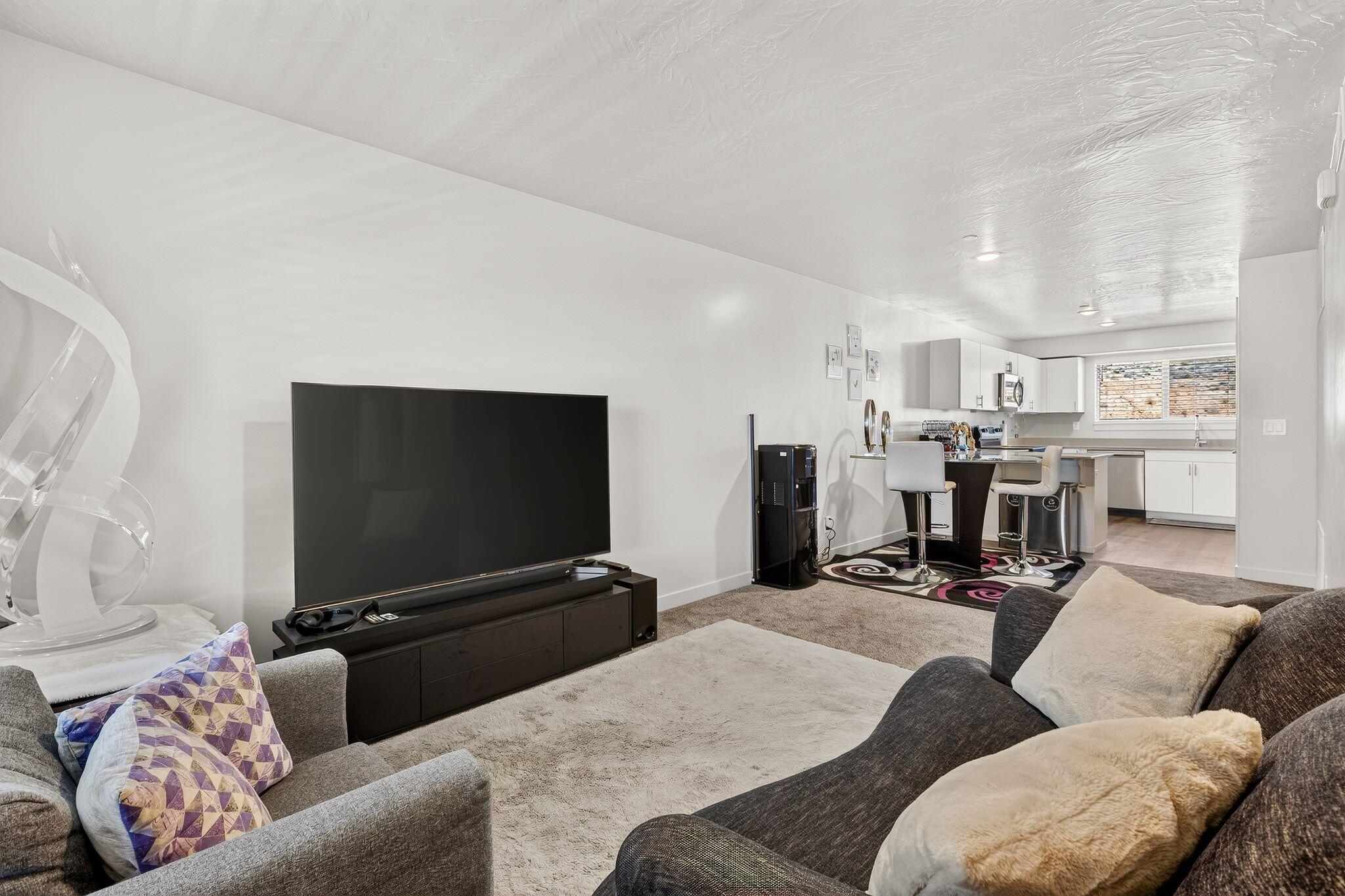LONE ROCK CONDOS - Residential