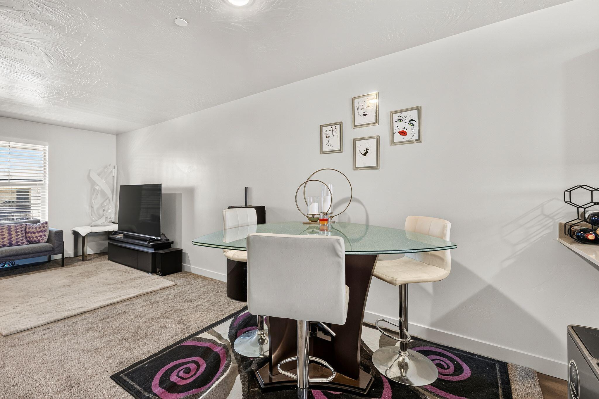 LONE ROCK CONDOS - Residential