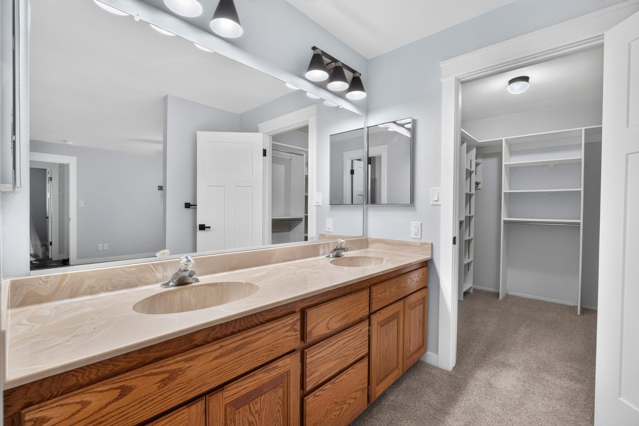 HURRICANE TOWNSITE - Residential