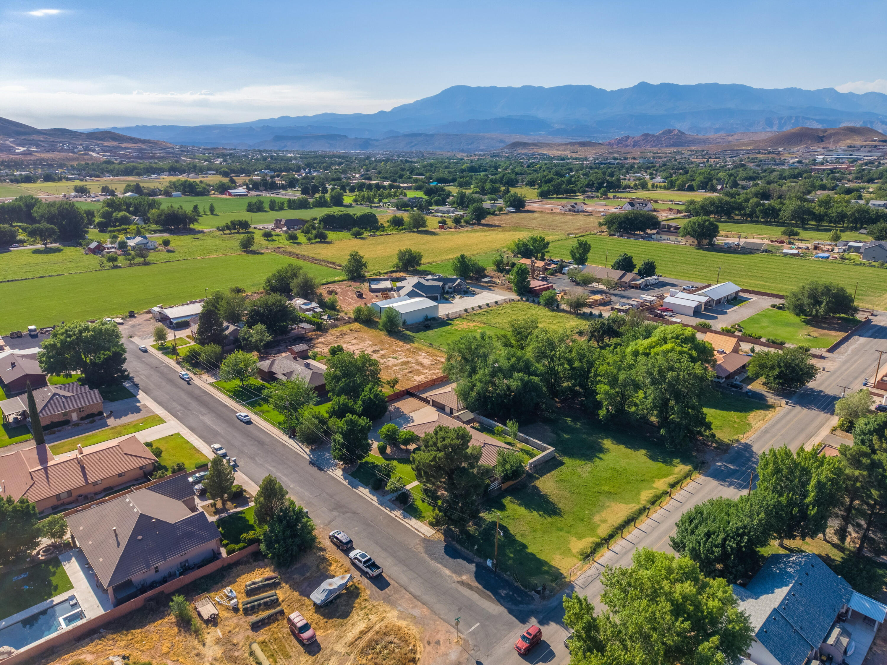 HURRICANE TOWNSITE - Residential