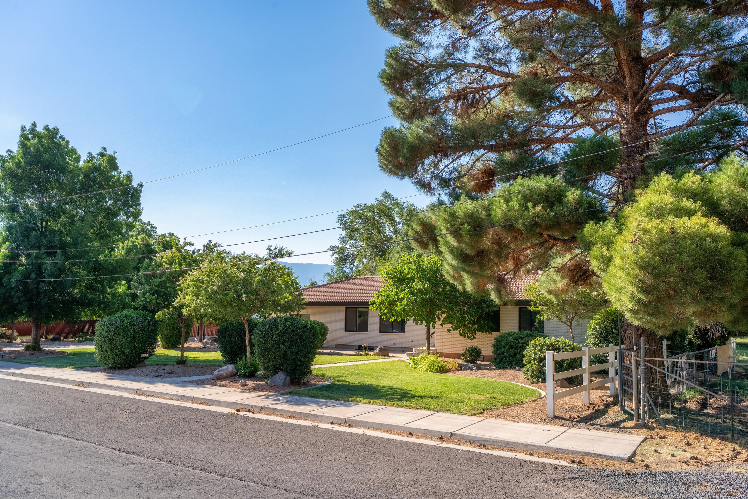 HURRICANE TOWNSITE - Residential