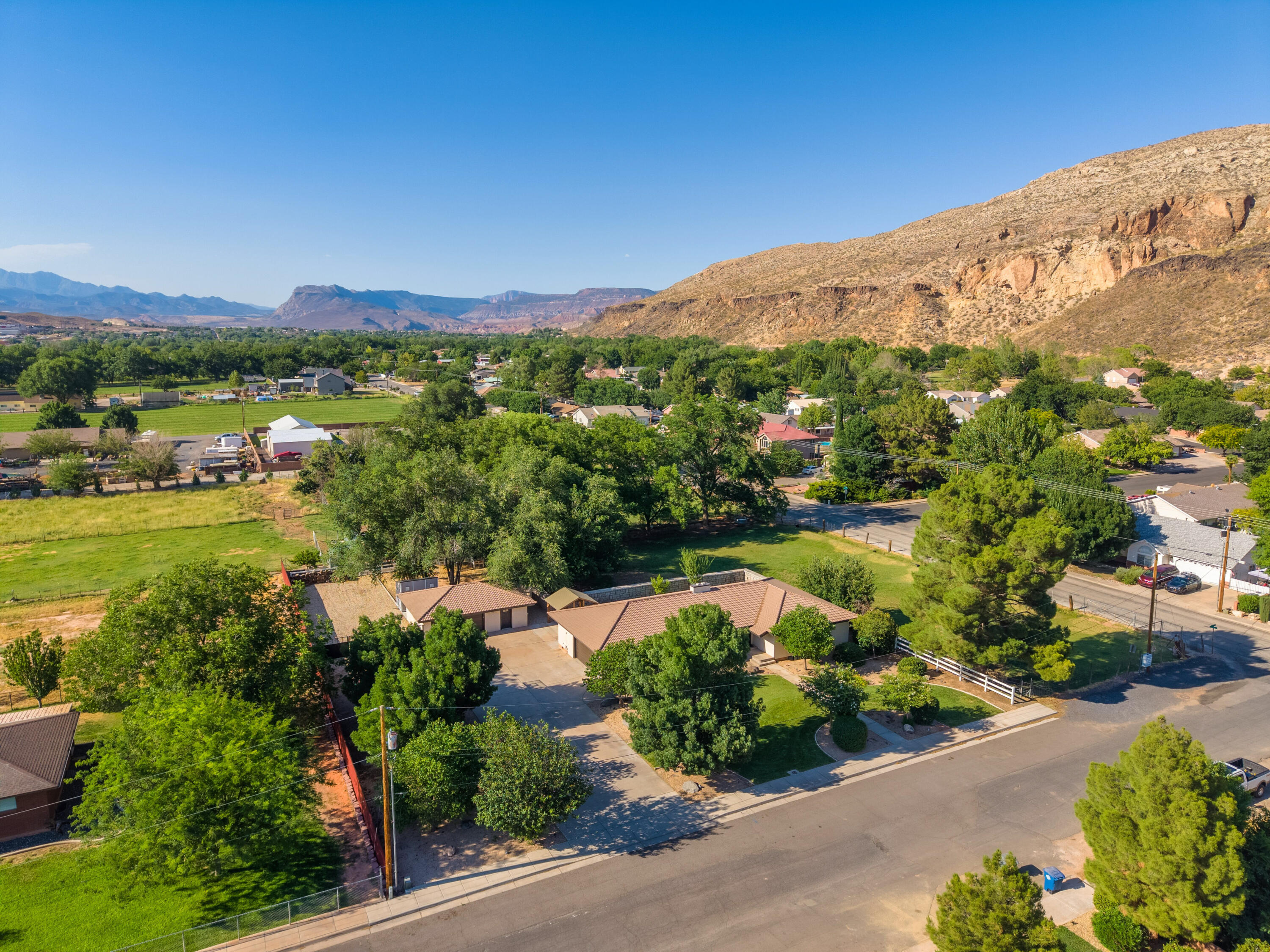 HURRICANE TOWNSITE - Residential