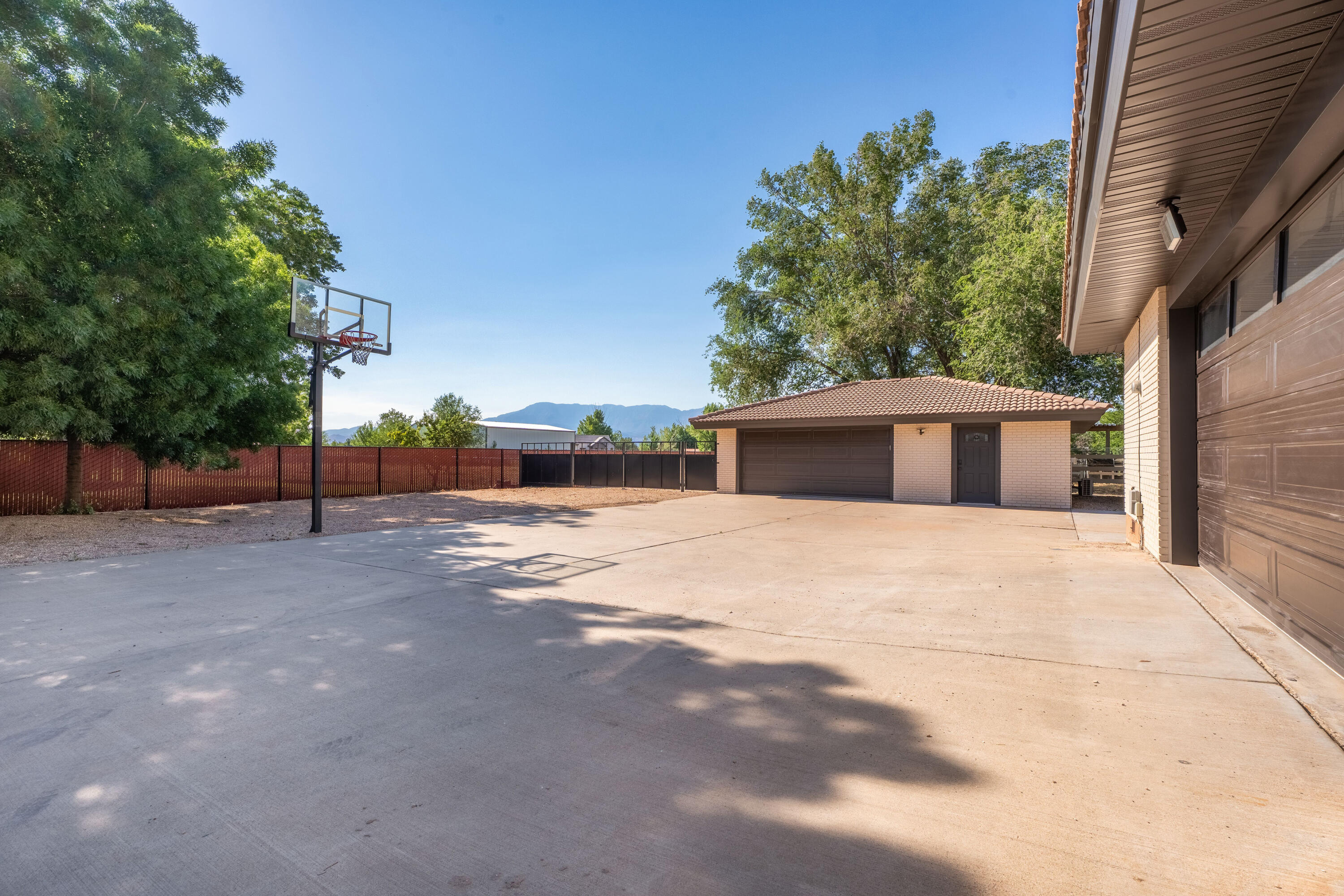 HURRICANE TOWNSITE - Residential