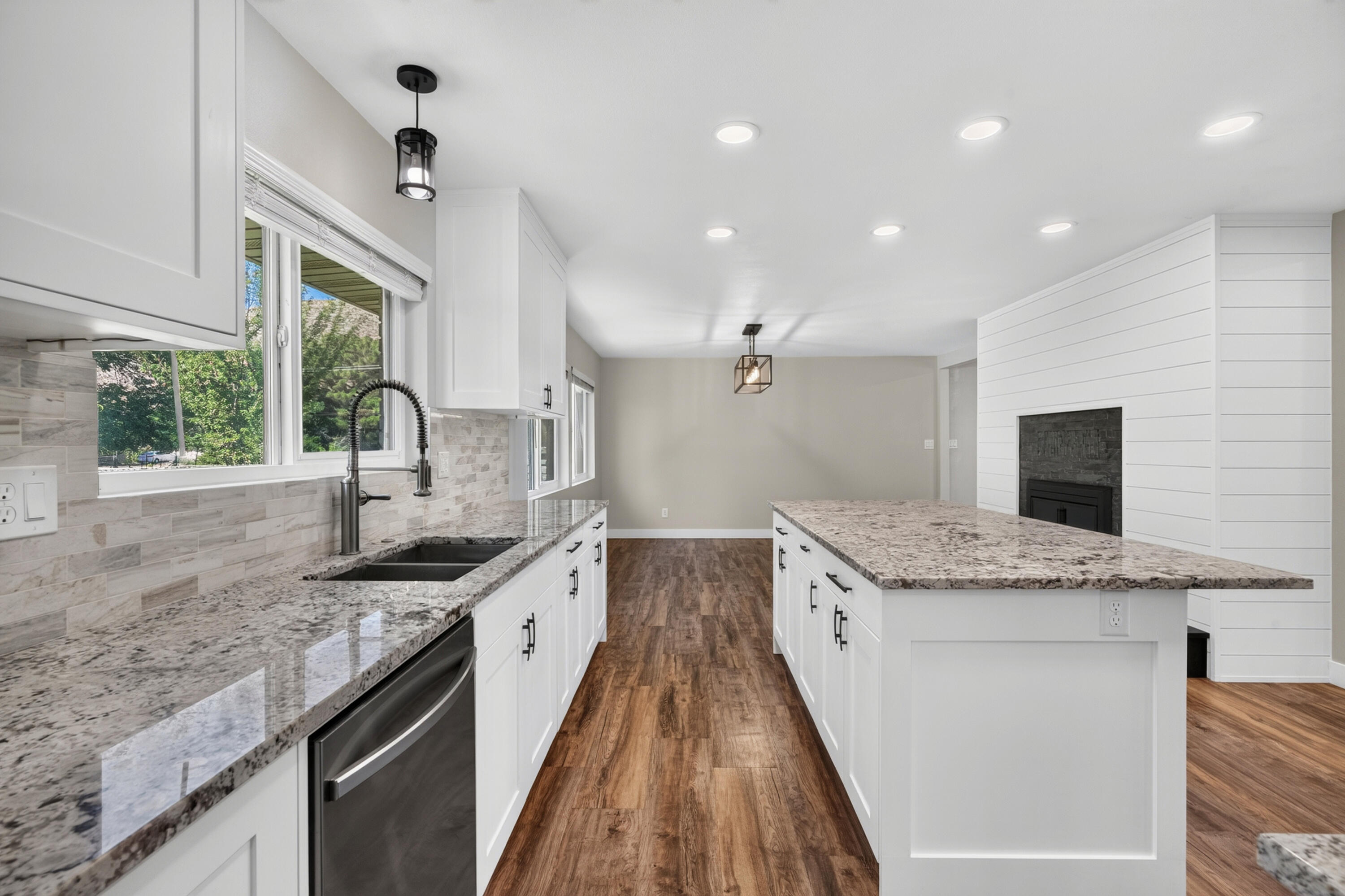 HURRICANE TOWNSITE - Residential