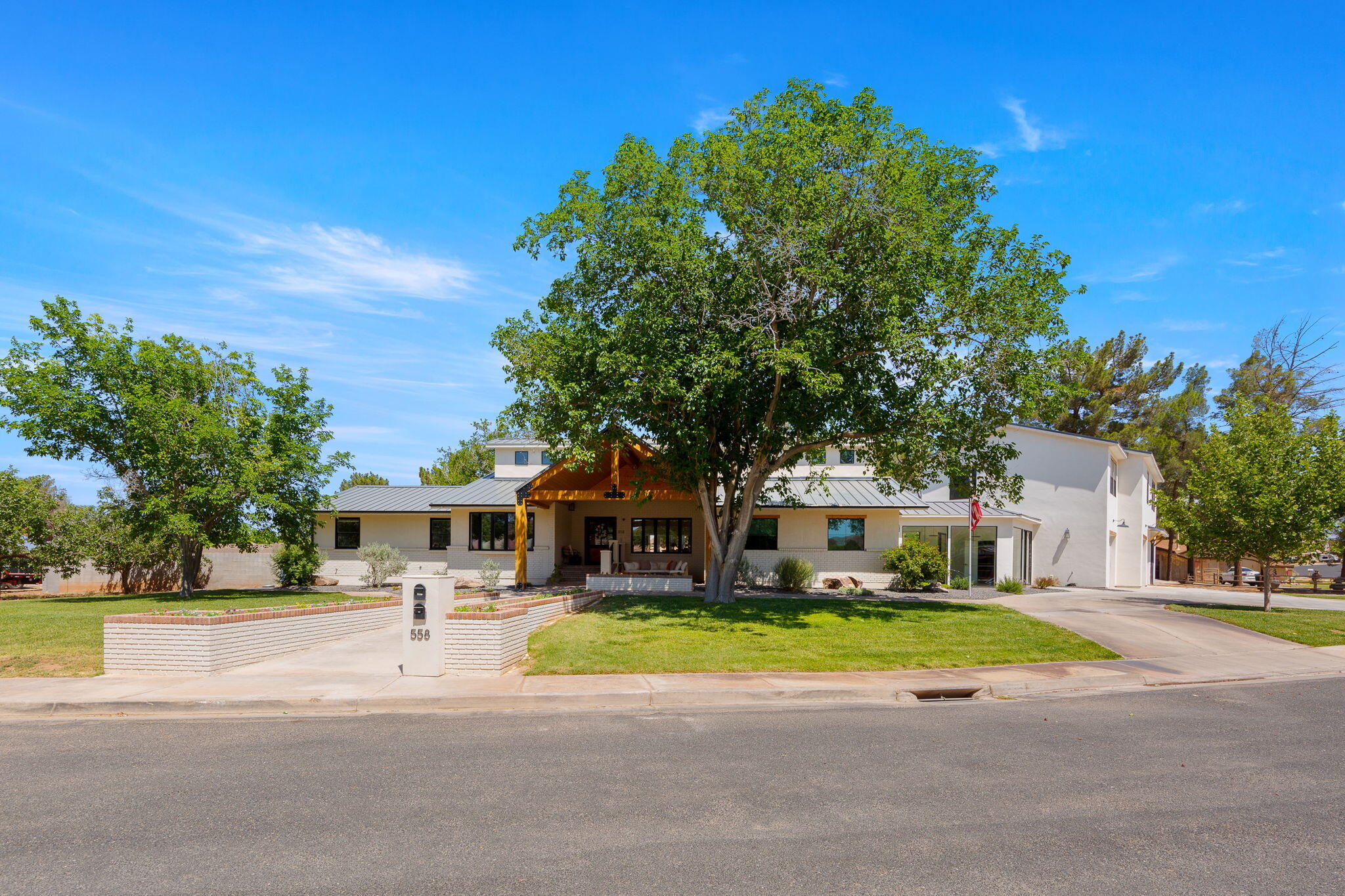 BLOOMINGTON RANCHES - Residential