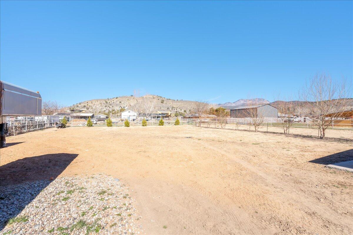 DIAMOND VALLEY ACRES - Residential