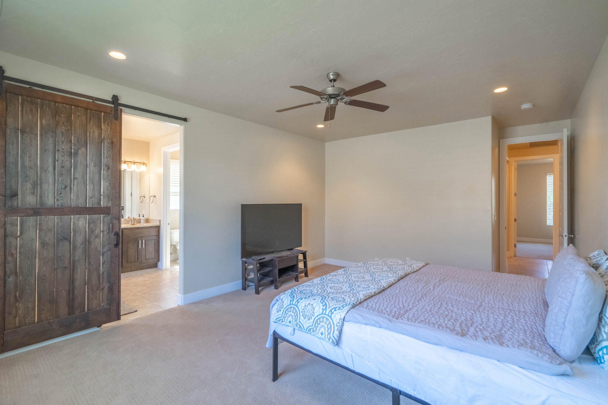 HIGHLAND PARK AT THE CORAL CANYON - Residential
