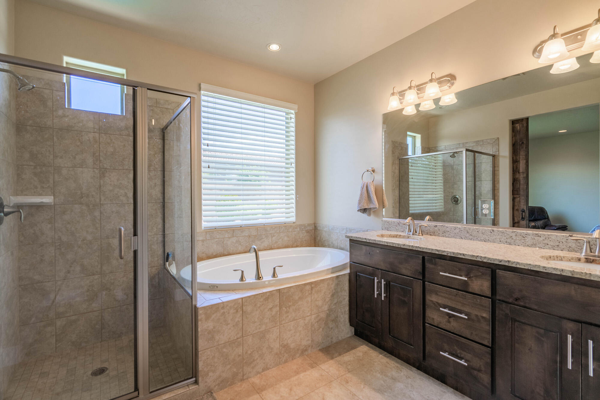 HIGHLAND PARK AT THE CORAL CANYON - Residential
