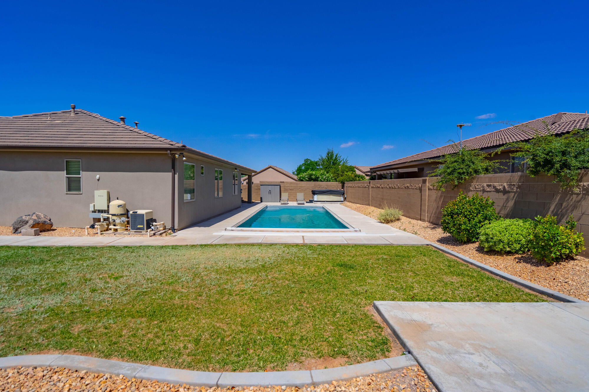 HIGHLAND PARK AT THE CORAL CANYON - Residential