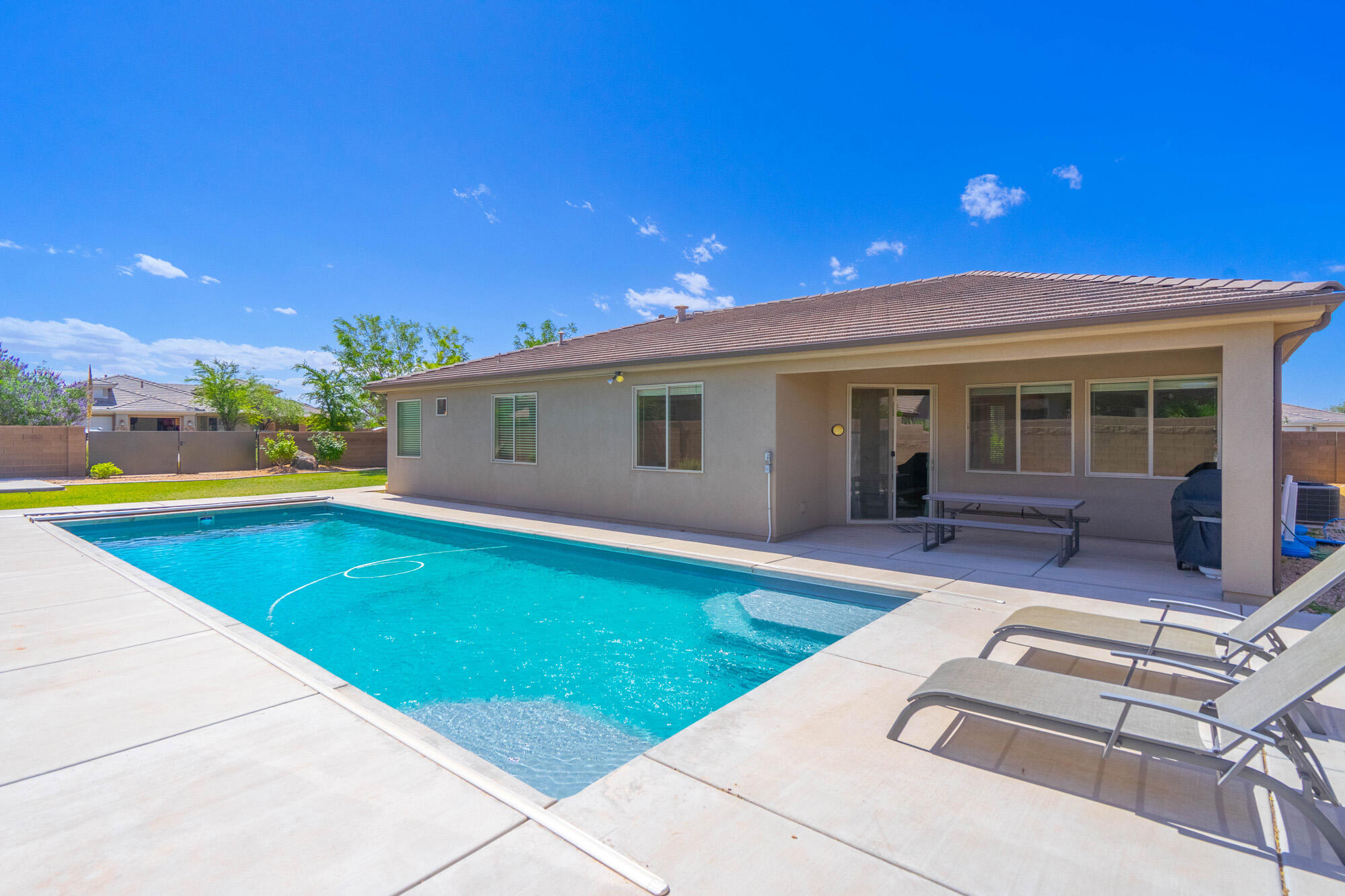 HIGHLAND PARK AT THE CORAL CANYON - Residential