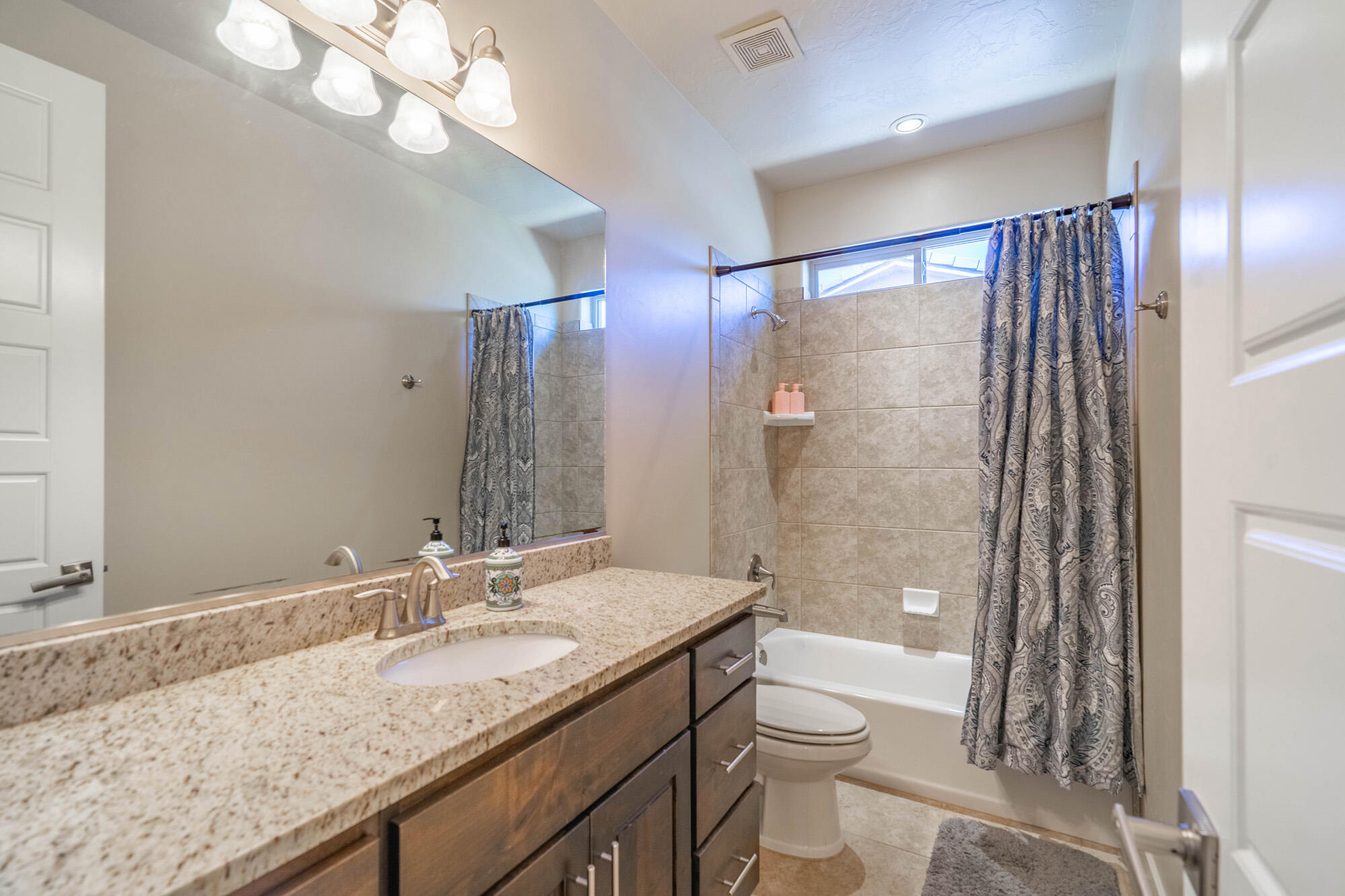 HIGHLAND PARK AT THE CORAL CANYON - Residential
