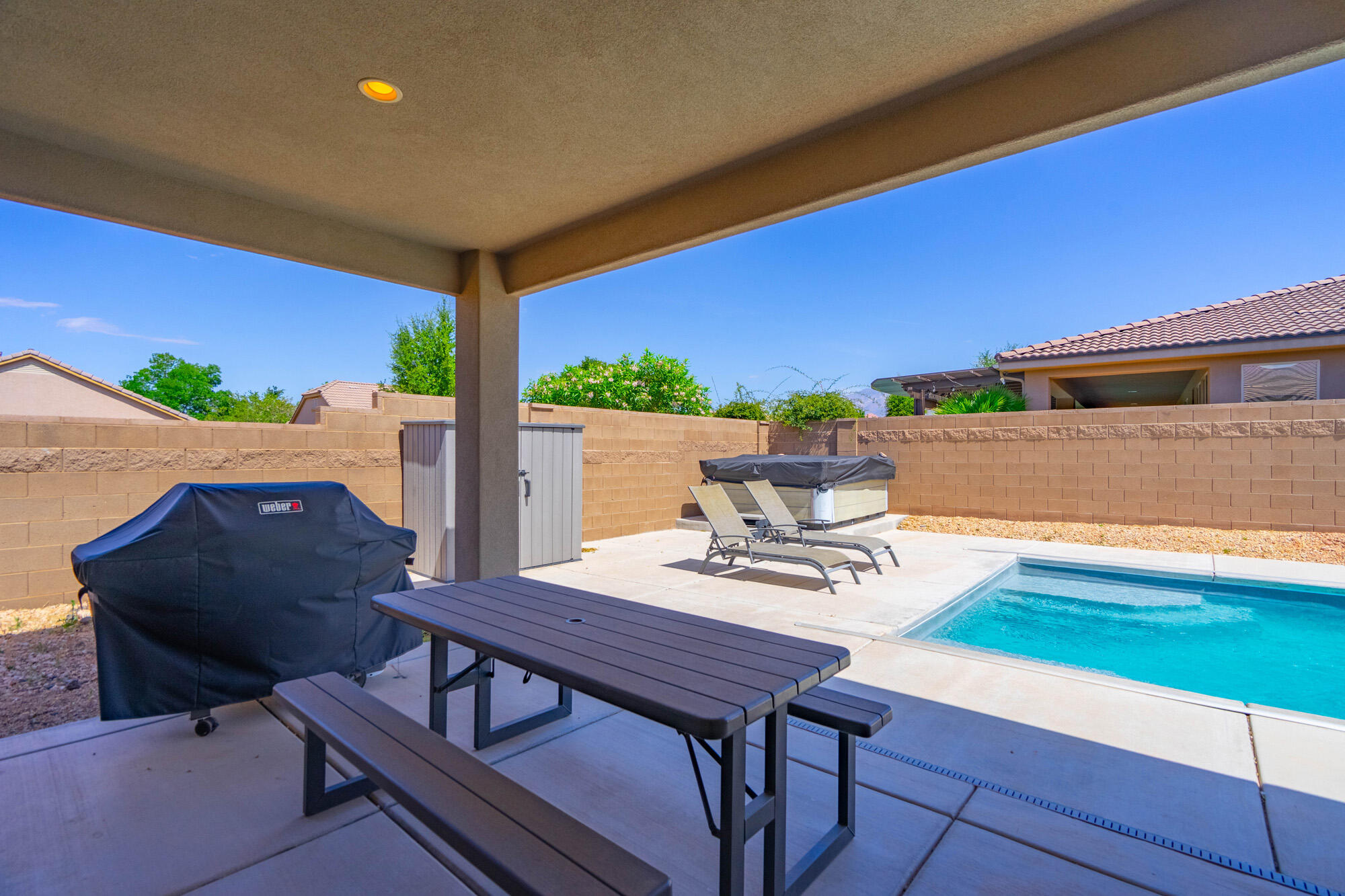 HIGHLAND PARK AT THE CORAL CANYON - Residential