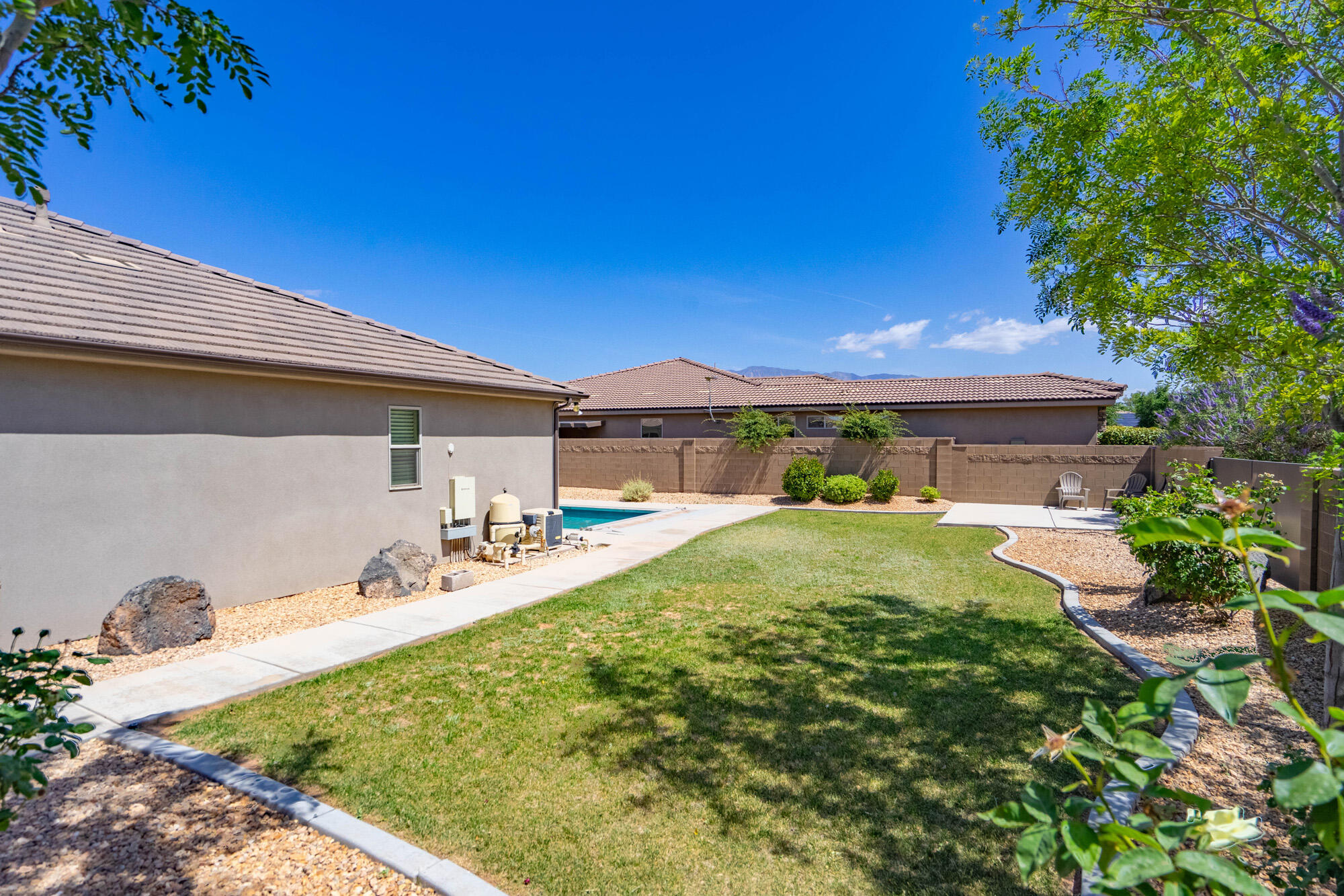 HIGHLAND PARK AT THE CORAL CANYON - Residential