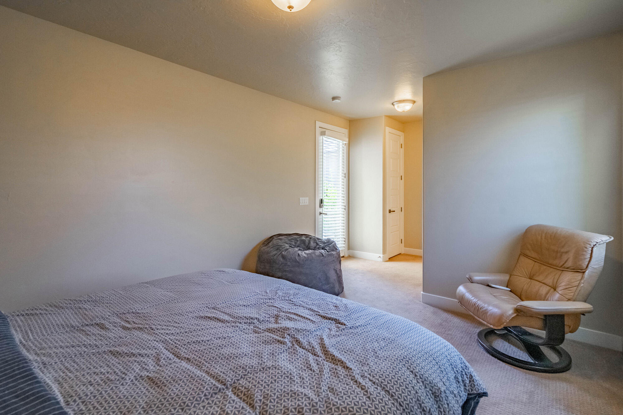 HIGHLAND PARK AT THE CORAL CANYON - Residential