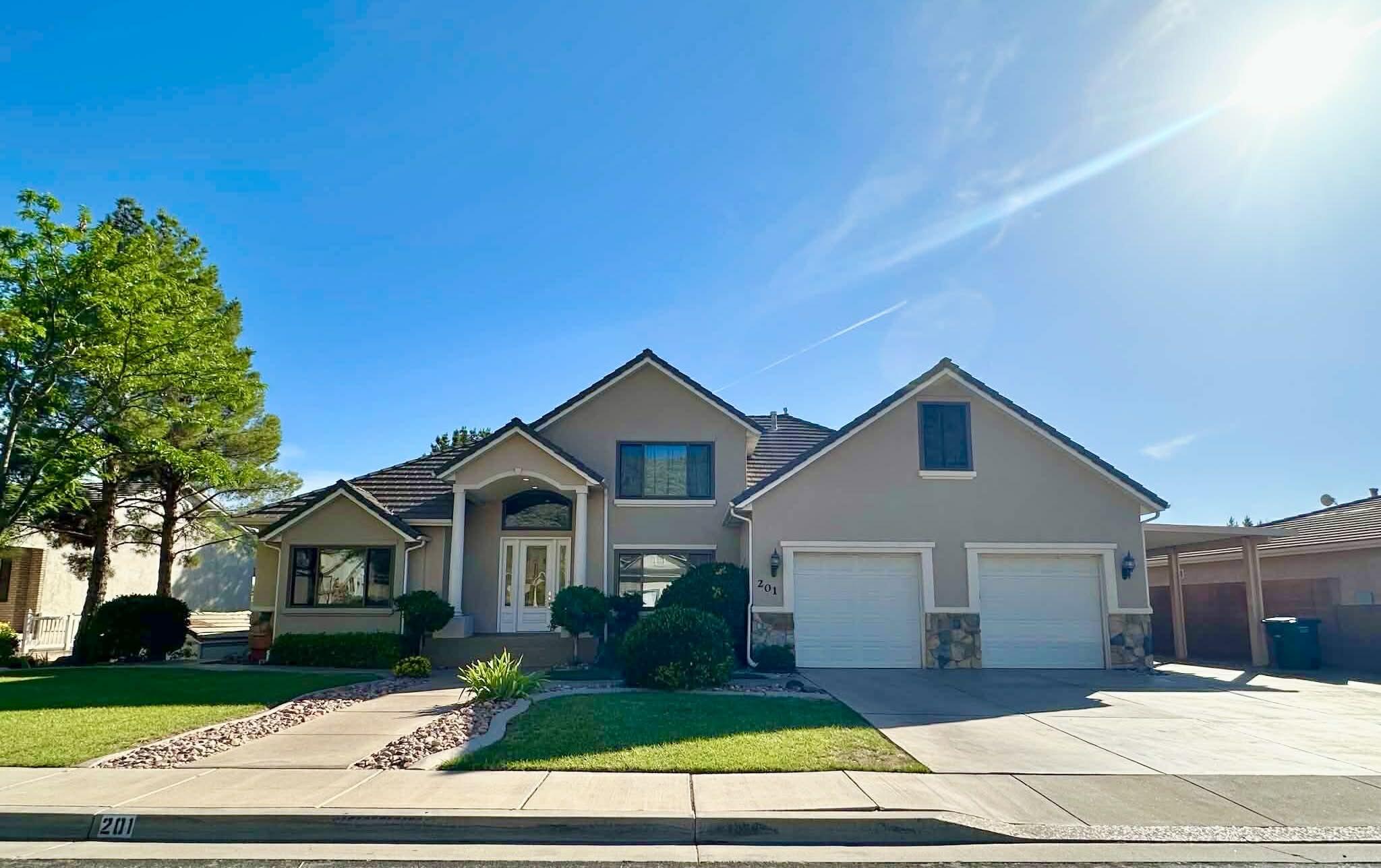 SHADOW MOUNTAIN - Residential