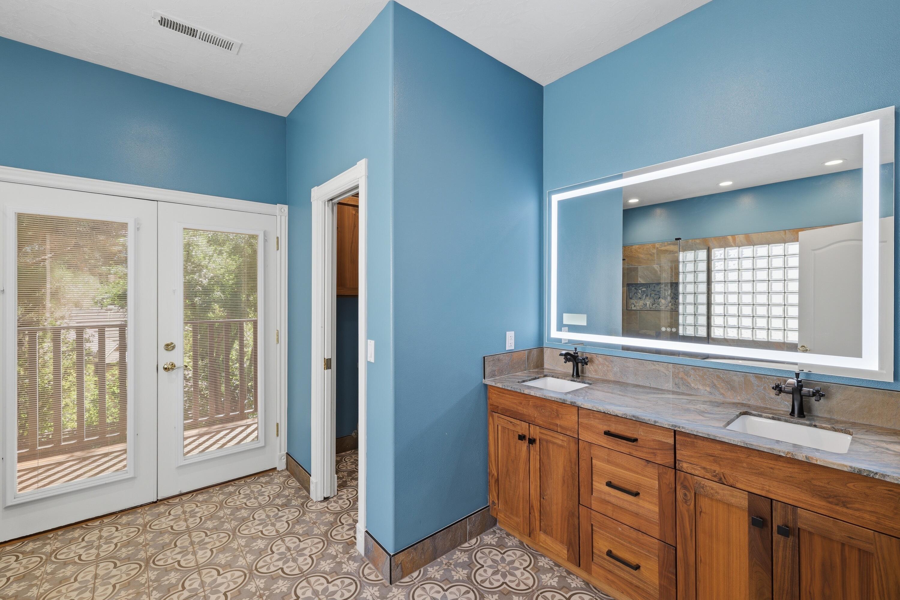 SHADOW MOUNTAIN - Residential