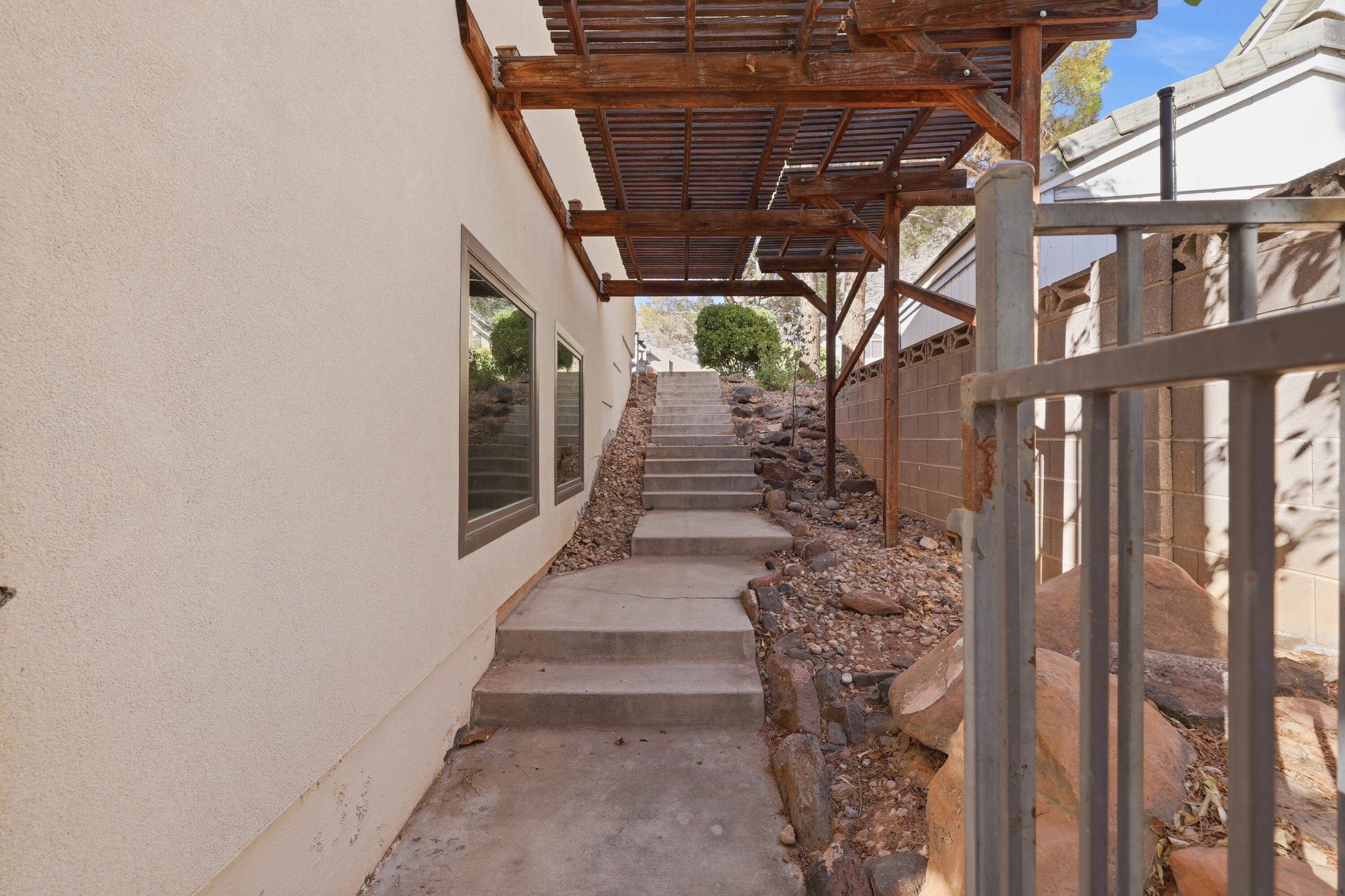 SHADOW MOUNTAIN - Residential