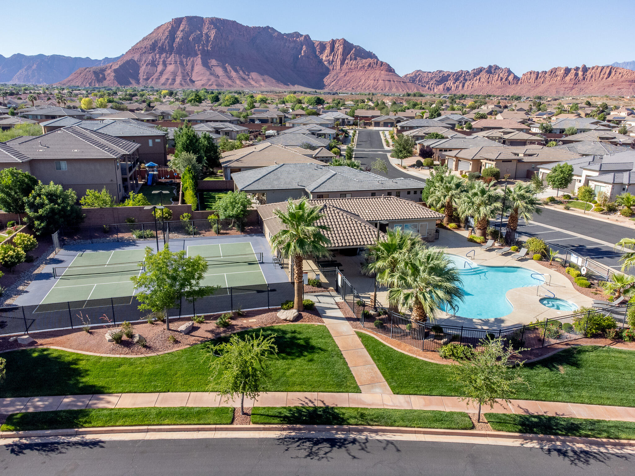 BELLA SOL AT SANTA CLARA - Residential