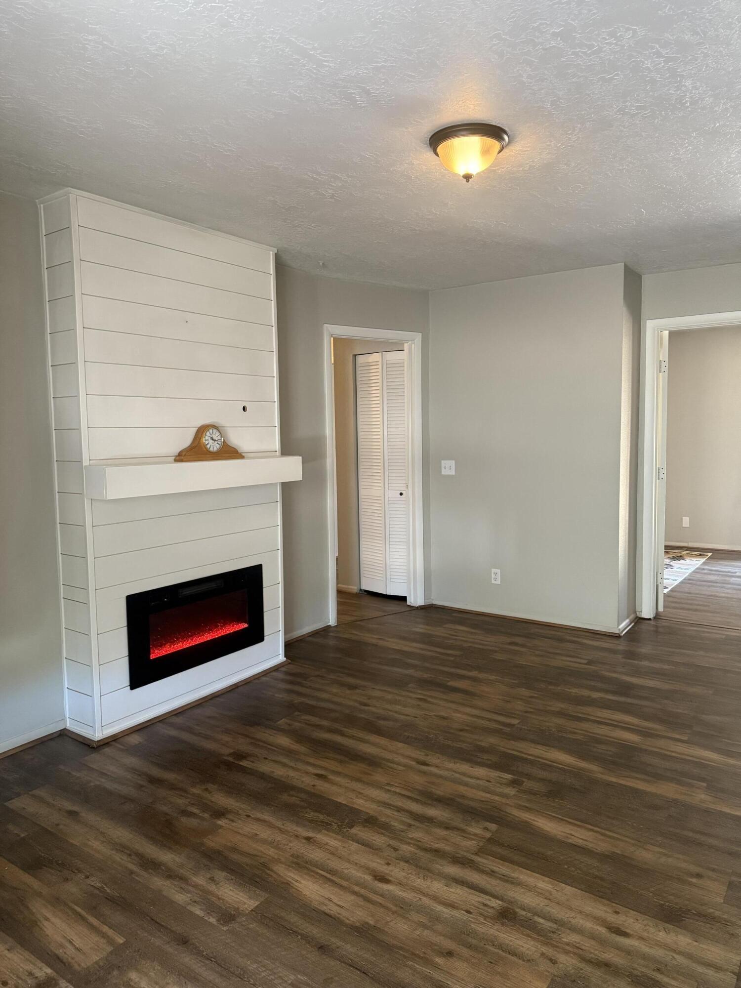 GRAHAM - Residential