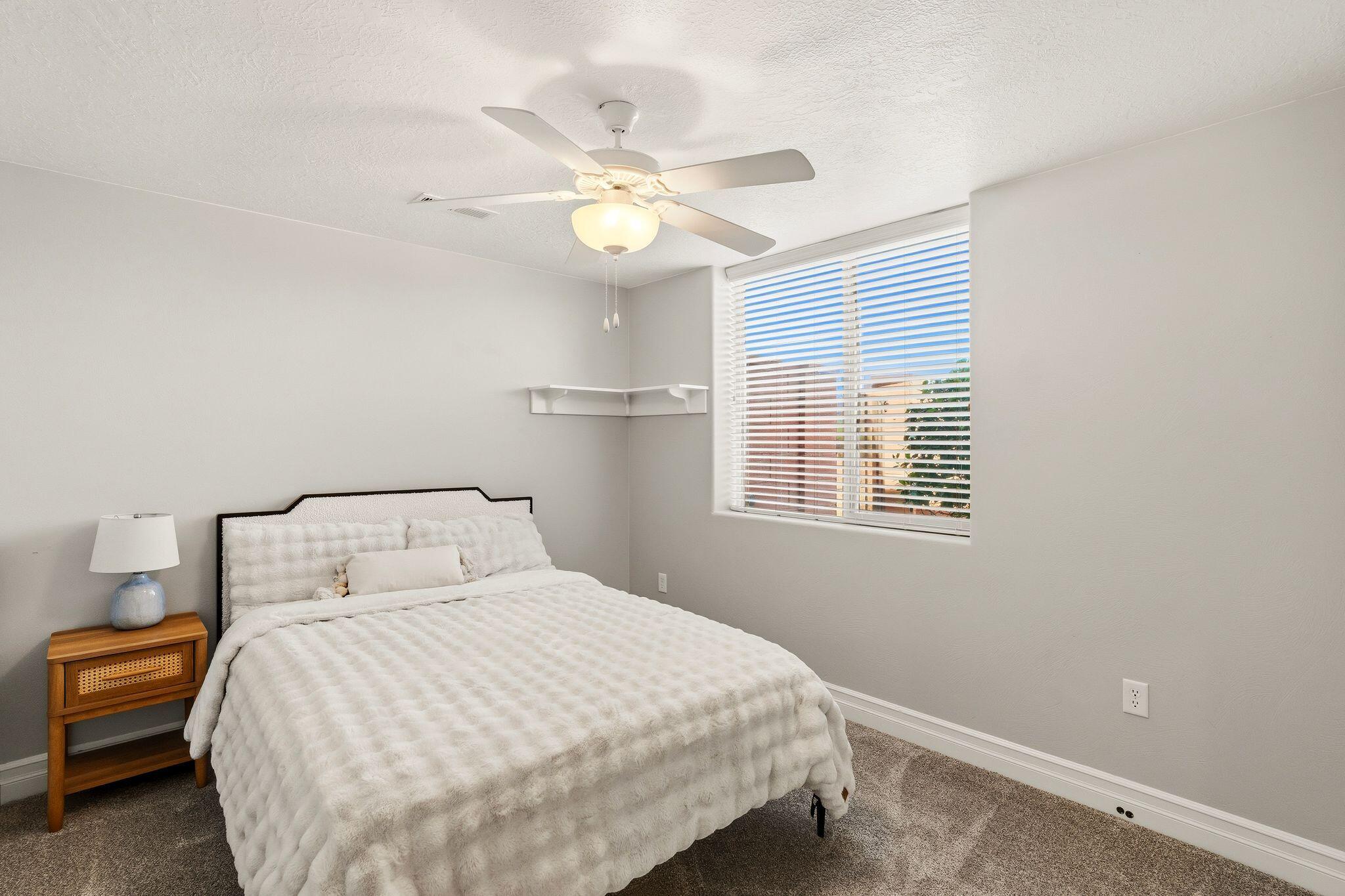 TONAQUINT TERRACE - Residential