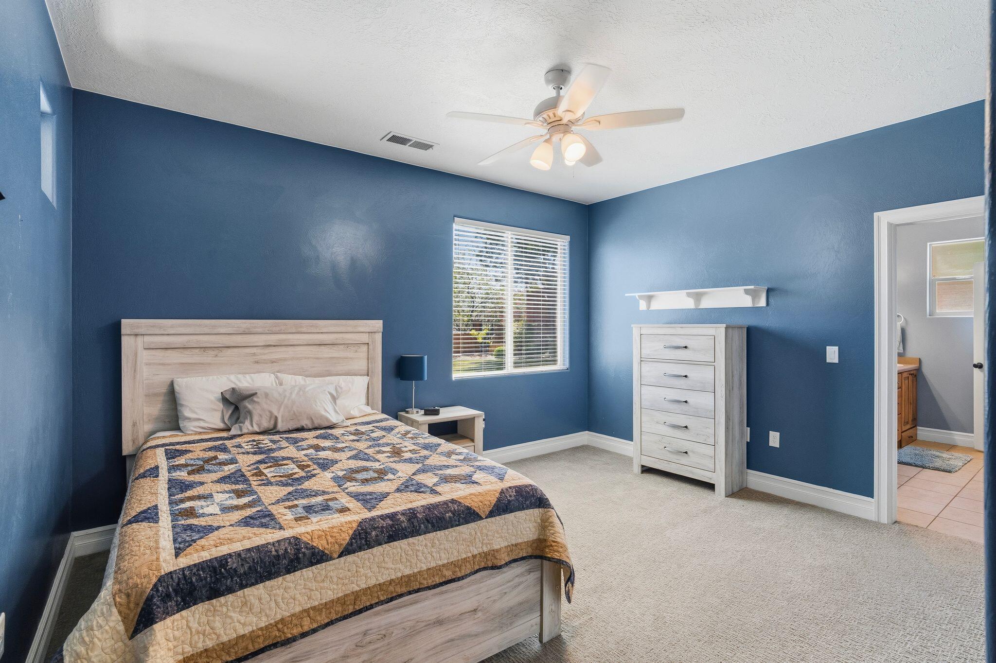 TONAQUINT TERRACE - Residential