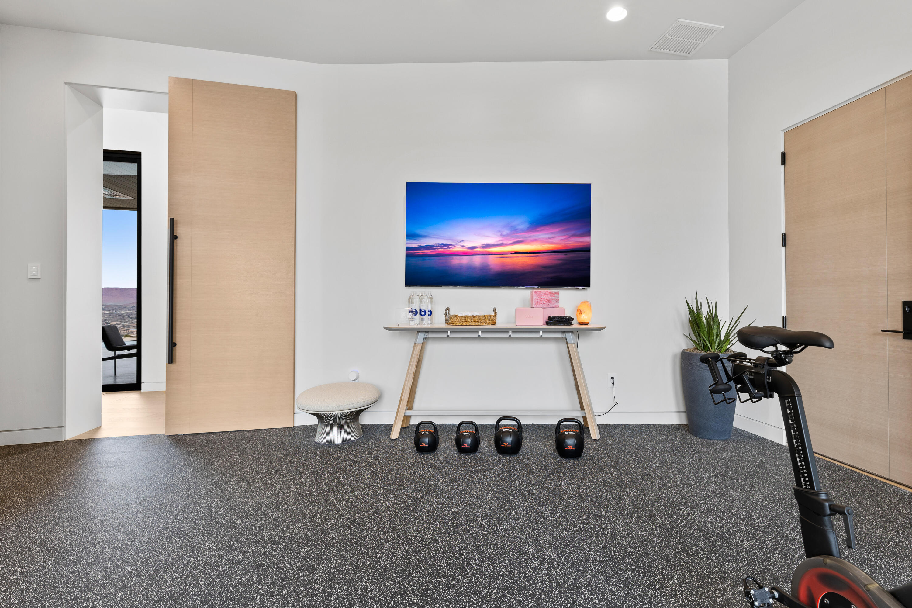 STONE CLIFF - Residential