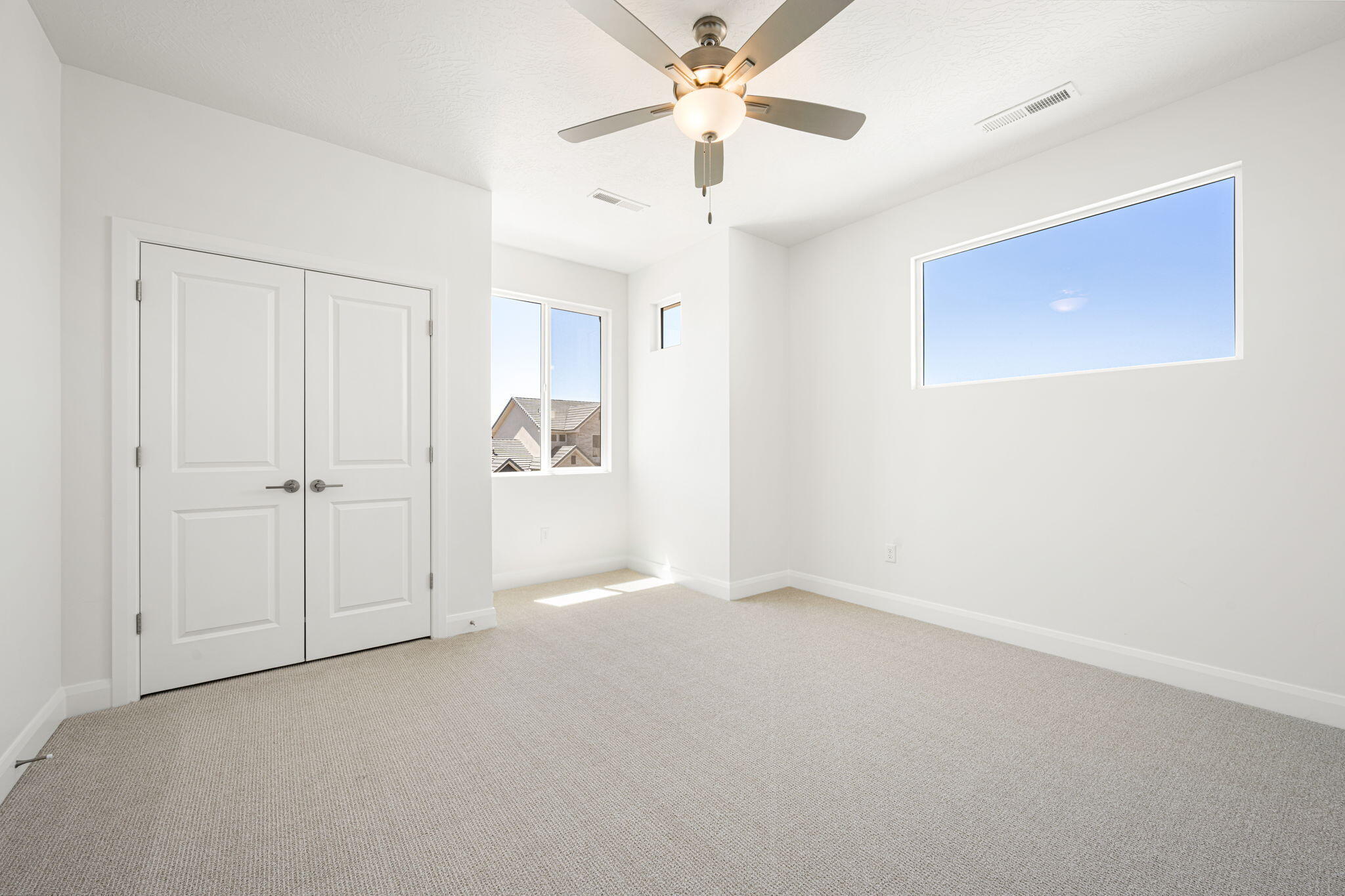 FRANKLIN FIELDS - Residential