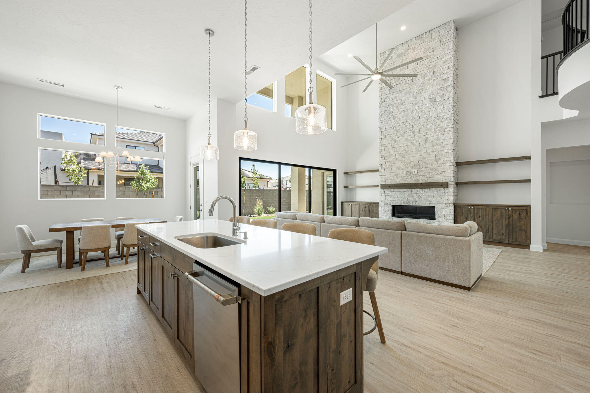 FRANKLIN FIELDS - Residential