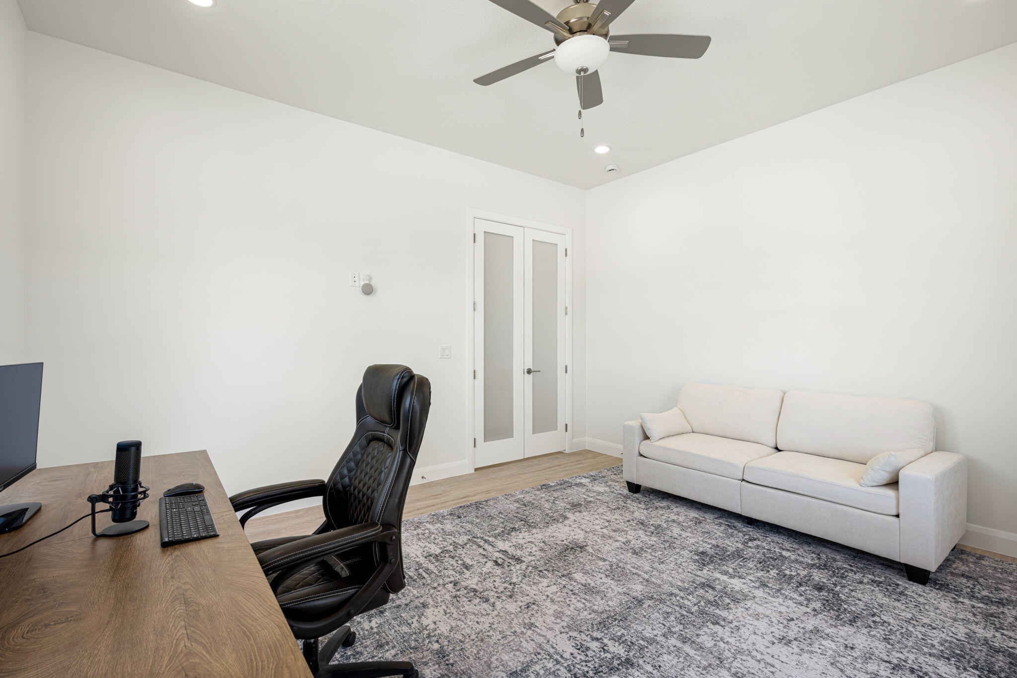 FRANKLIN FIELDS - Residential