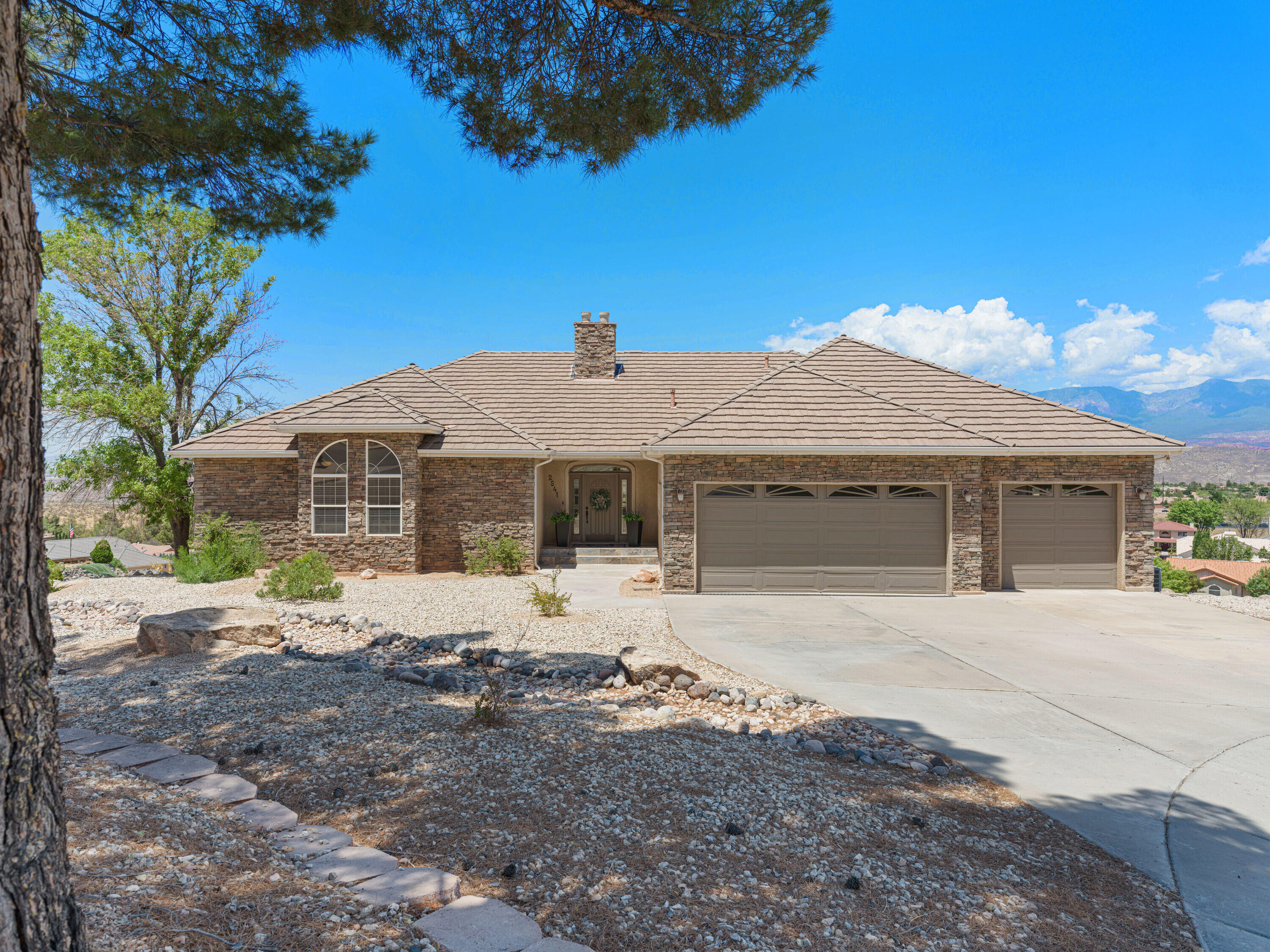 LEGRAND HEIGHTS - Residential