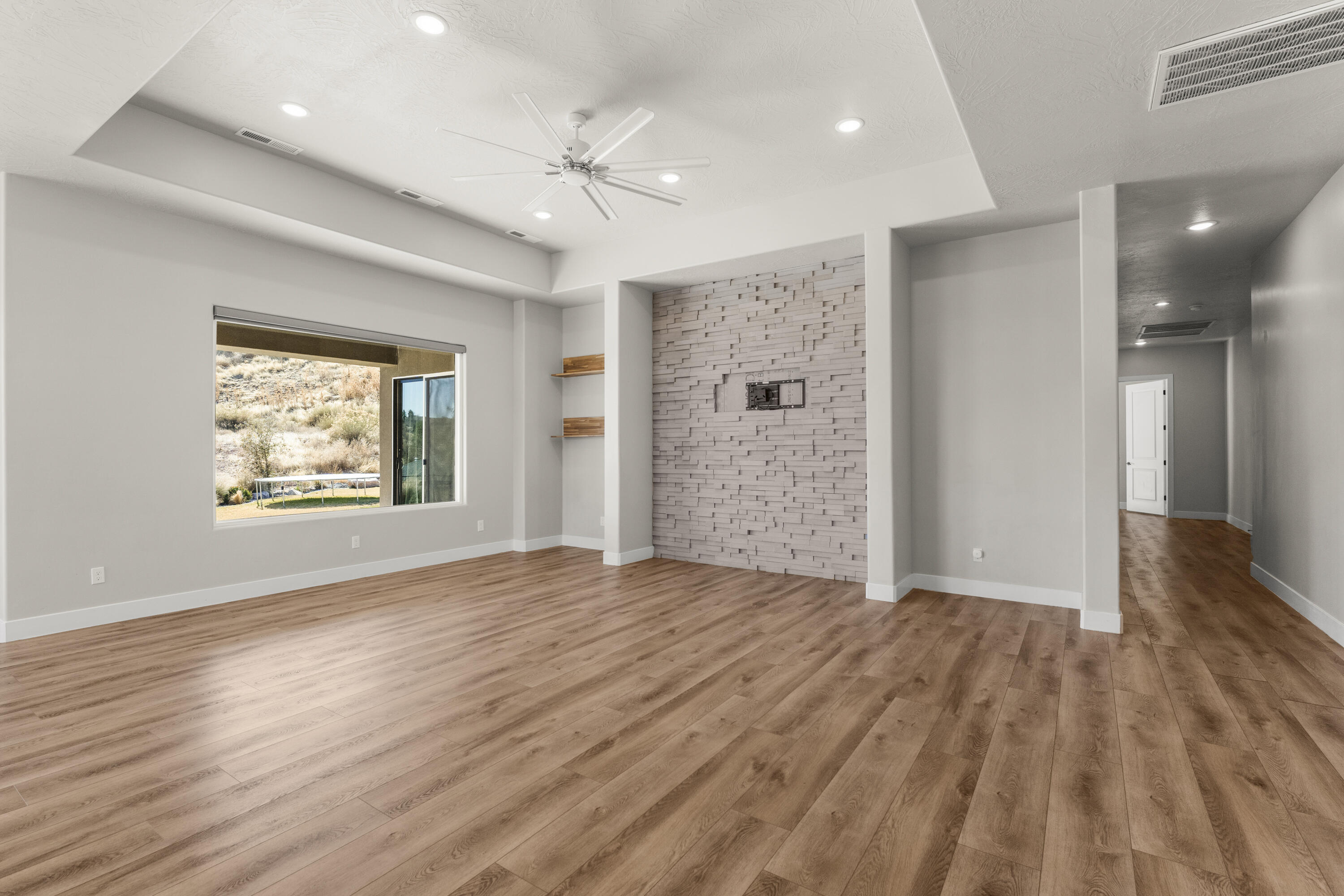 OVERLOOK AT GREEN VALLEY - Residential