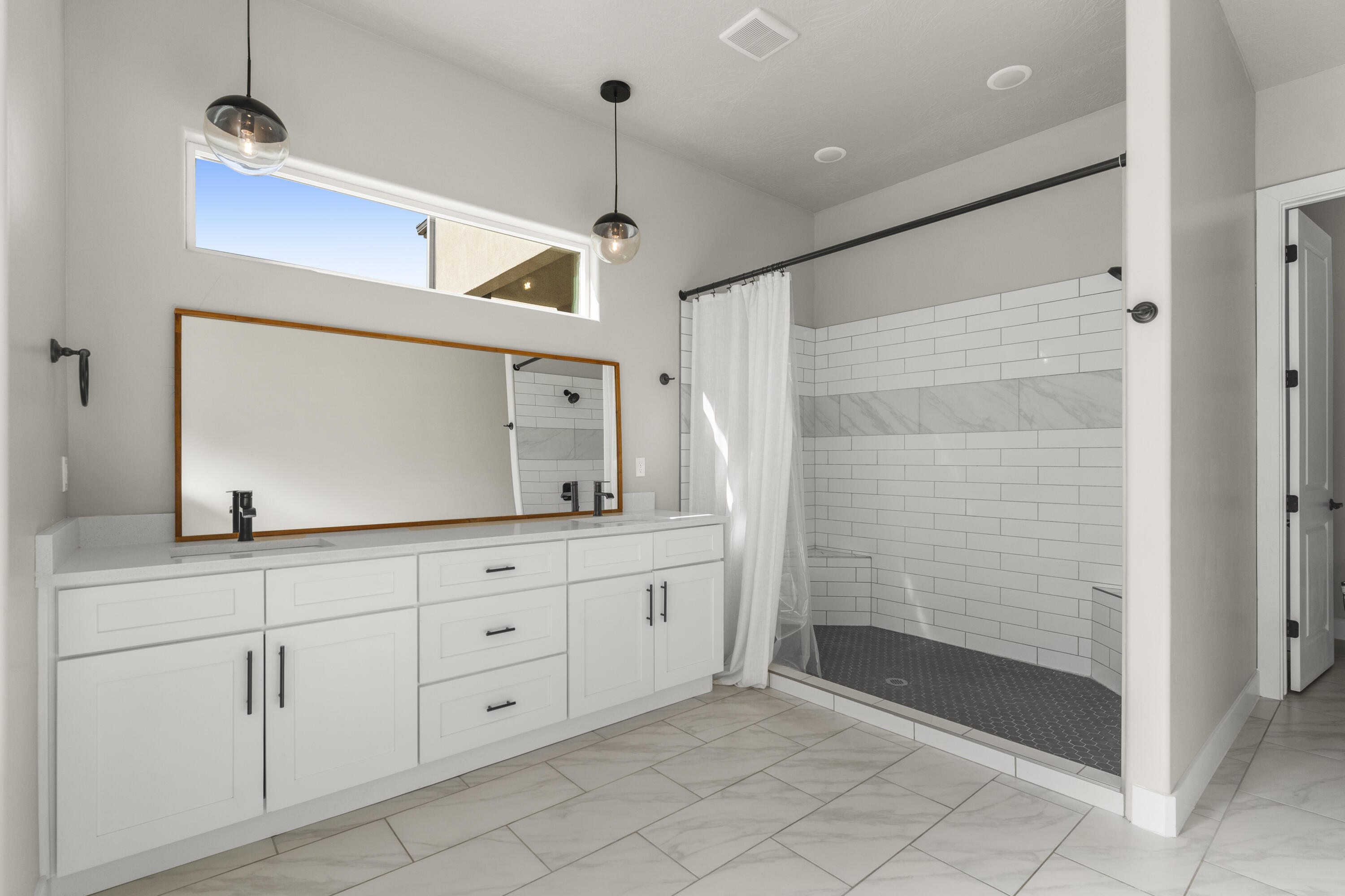 OVERLOOK AT GREEN VALLEY - Residential